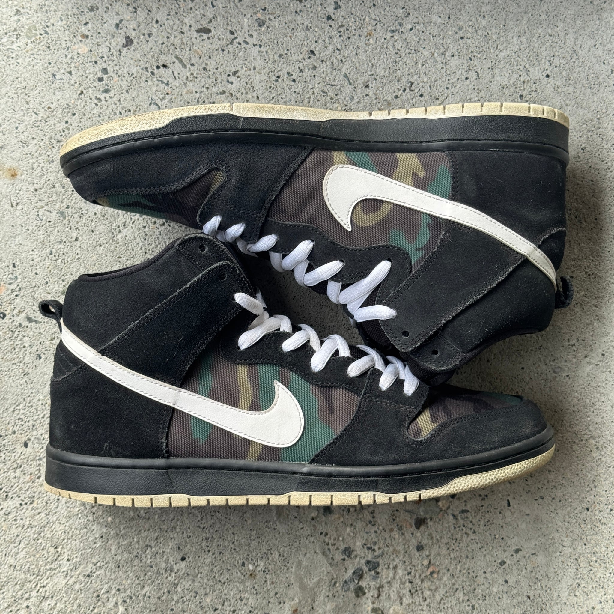 11 US - NIKE SB DUNK HIGH CAMO 2018 – curatedvan