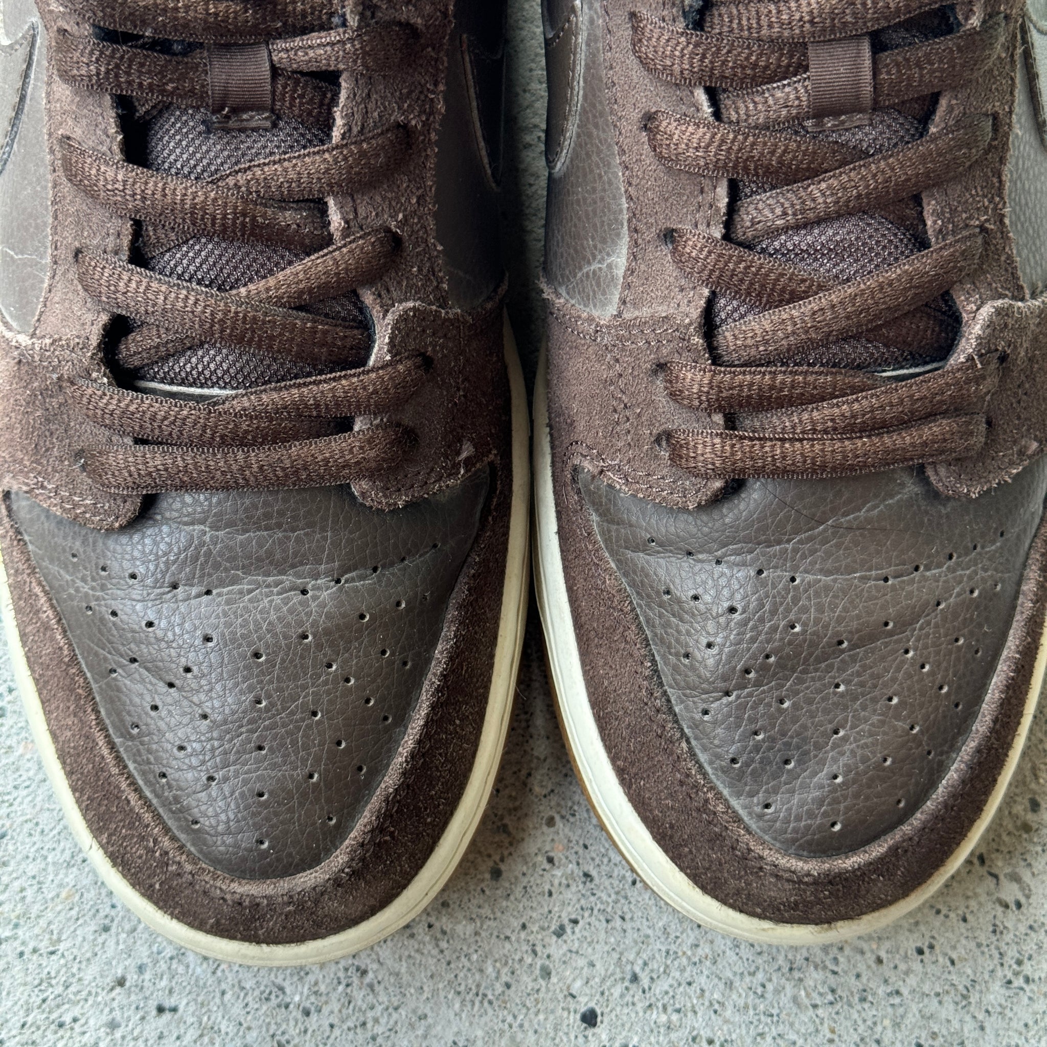 11.5 US - NIKE SB DUNK LOW ISHOD WAIR BAROQUE BROWN 2017