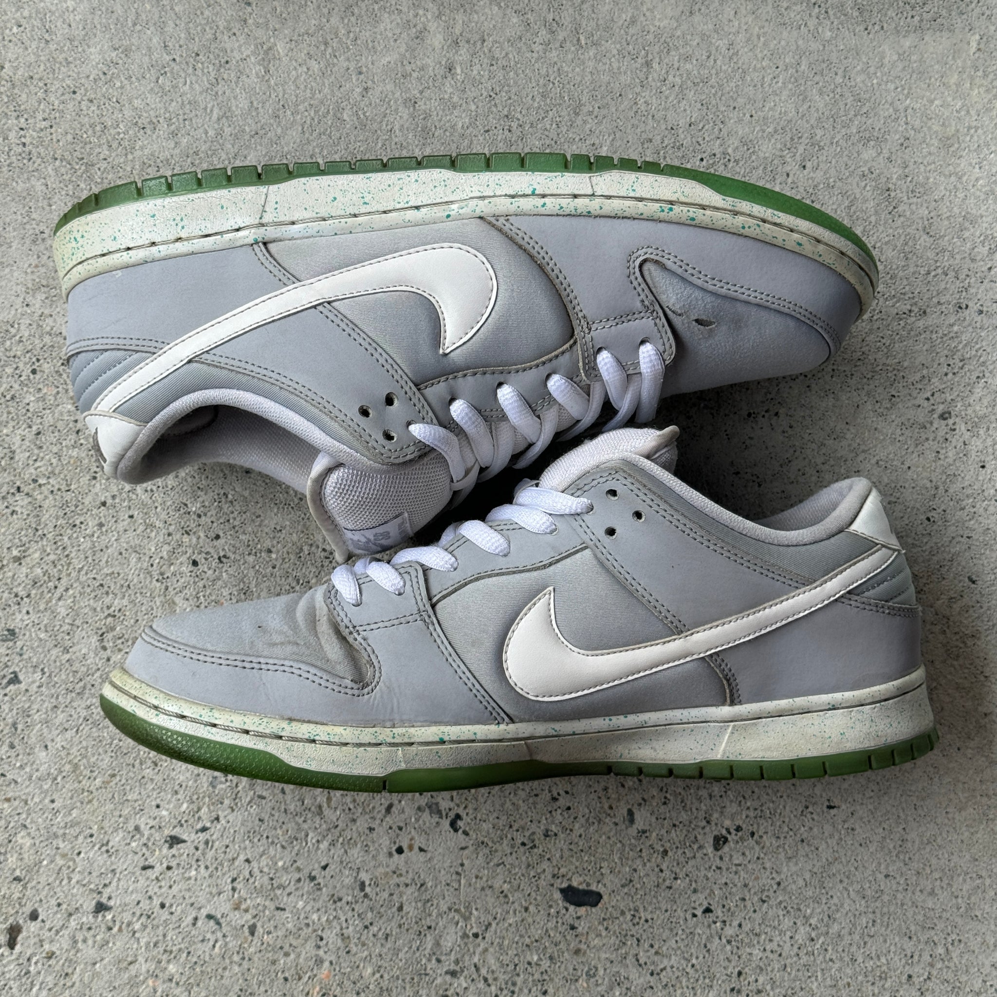 11 US - NIKE SB DUNK LOW MARTY MCFLY 2015