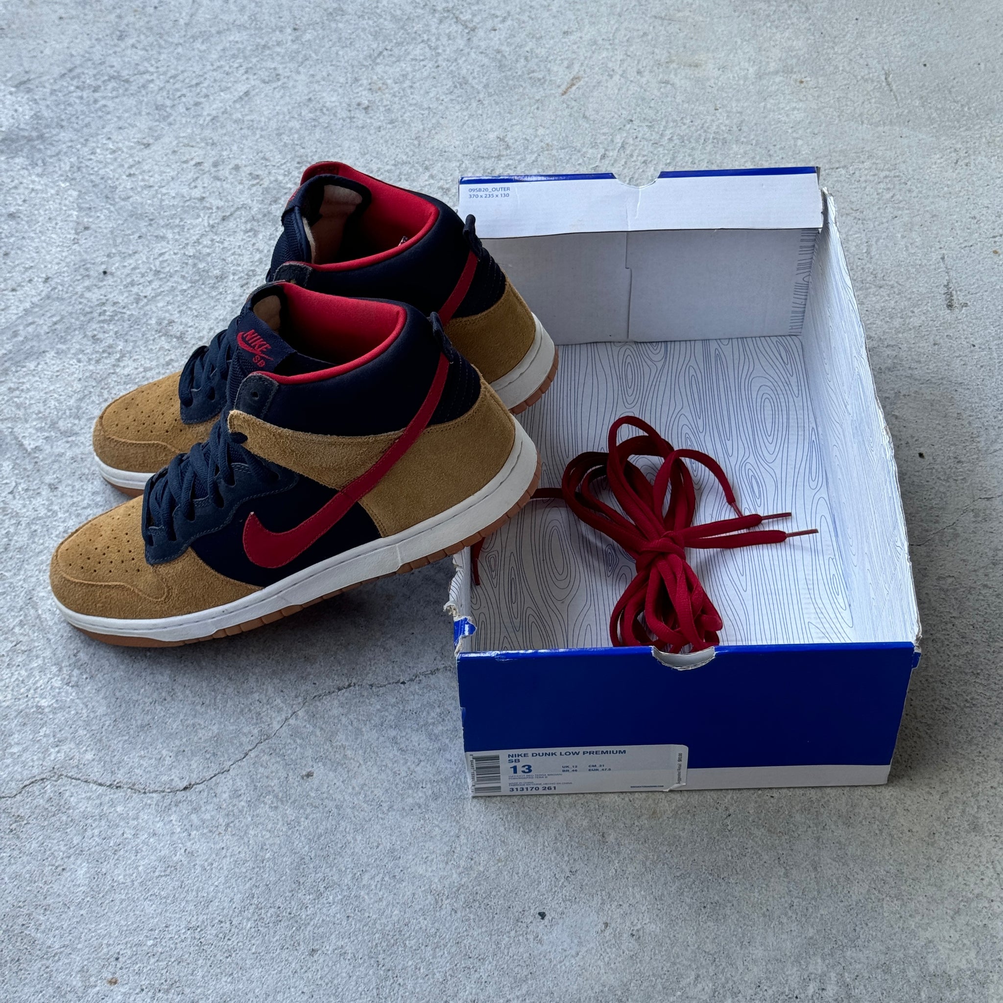 12 US - NIKE SB DUNK HIGH REESE FORBES W BOX 2010