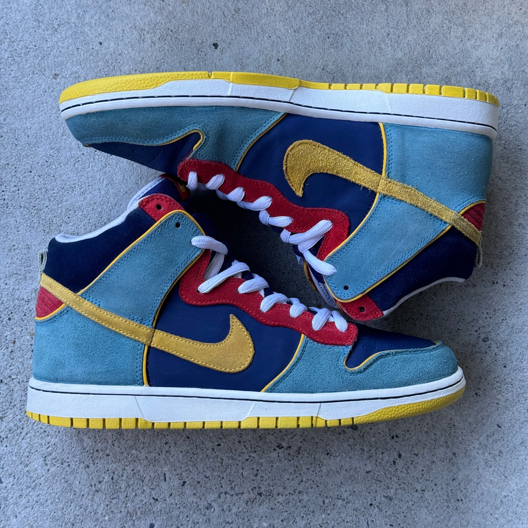 11.5 US - NIKE SB DUNK HIGH PACMAN W BOX 2009