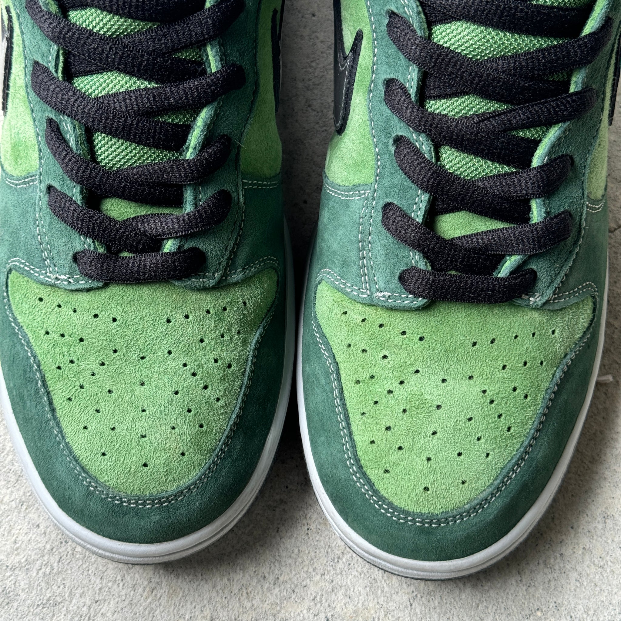 12 US - NIKE SB DUNK HIGH BRUT W BOX 2007