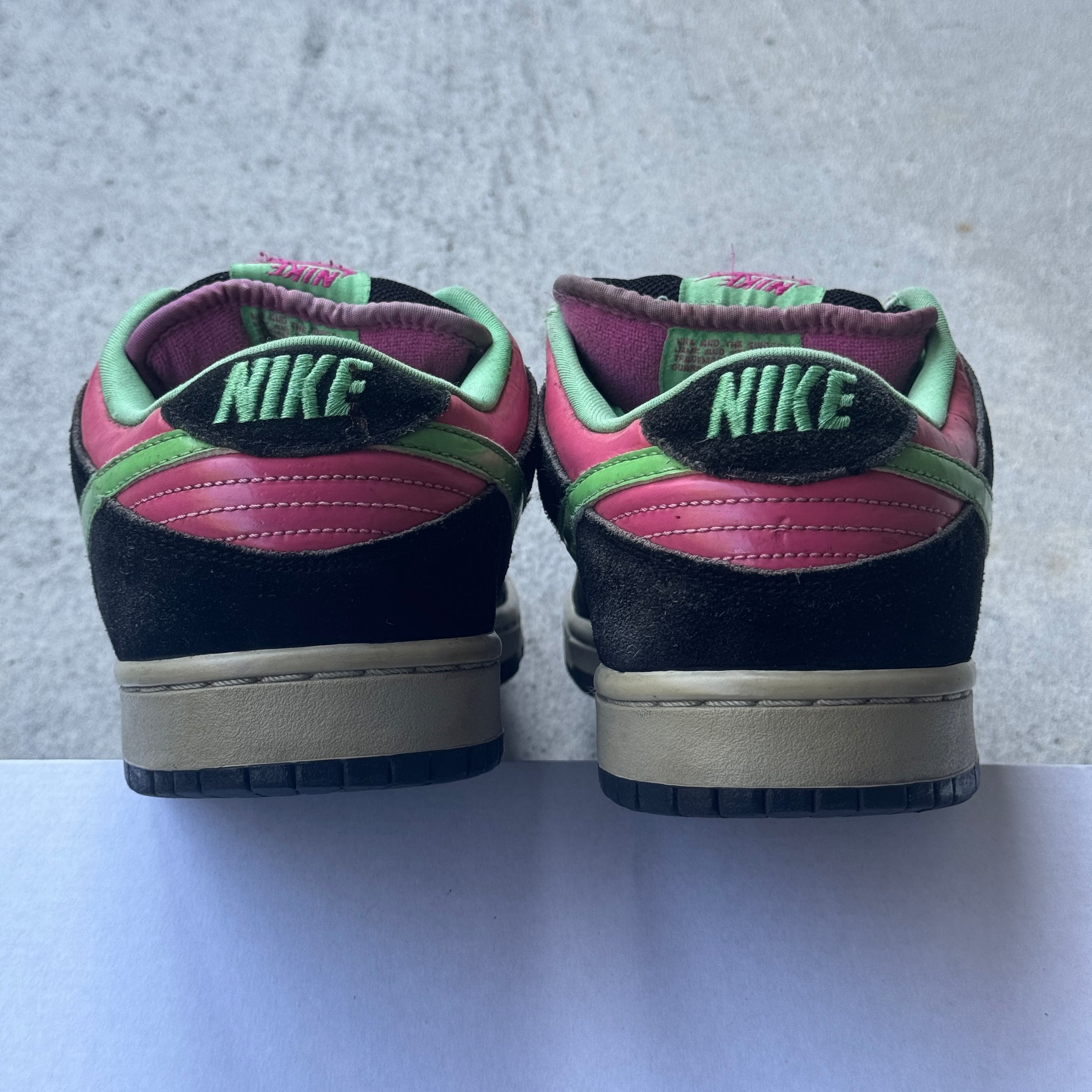 10 US - NIKE SB DUNK LOW POISON 2008