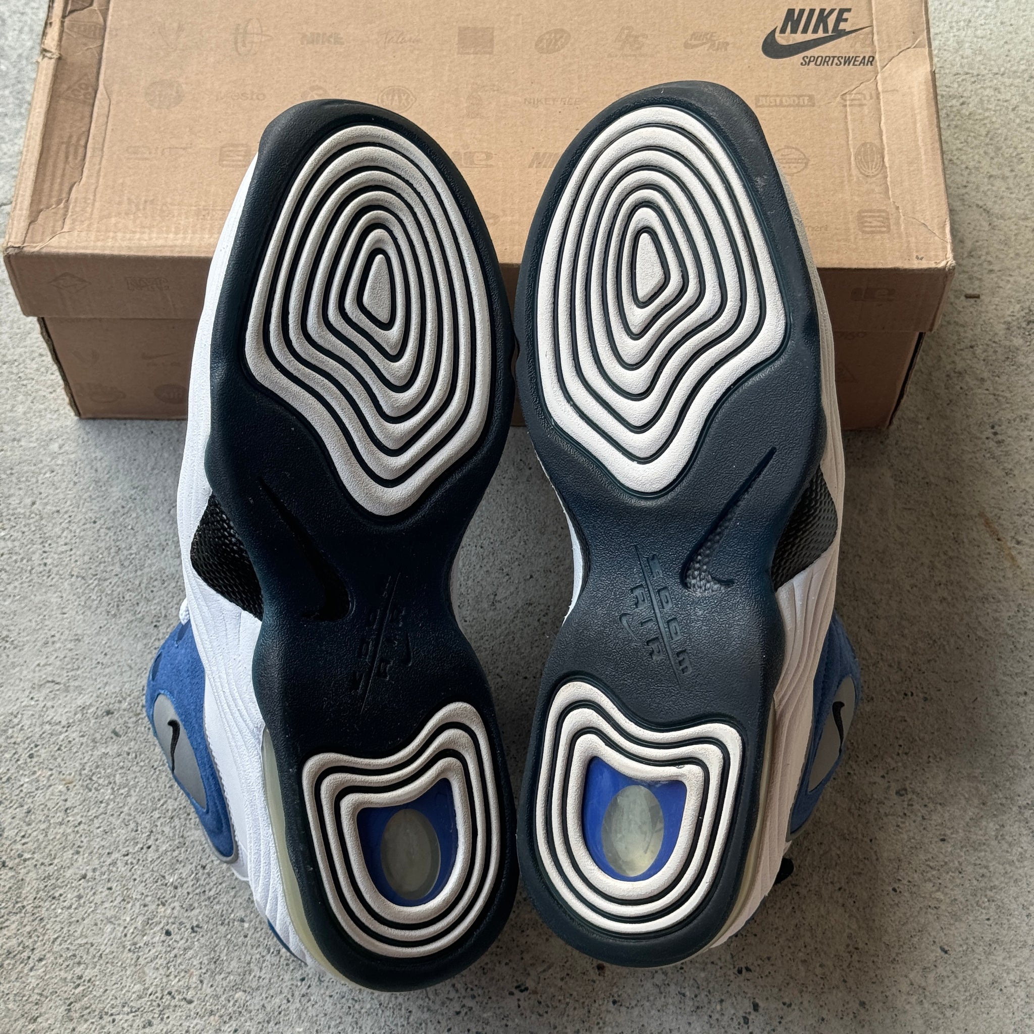 13 US - NIKE AIR PENNY 2 W BOX 2009