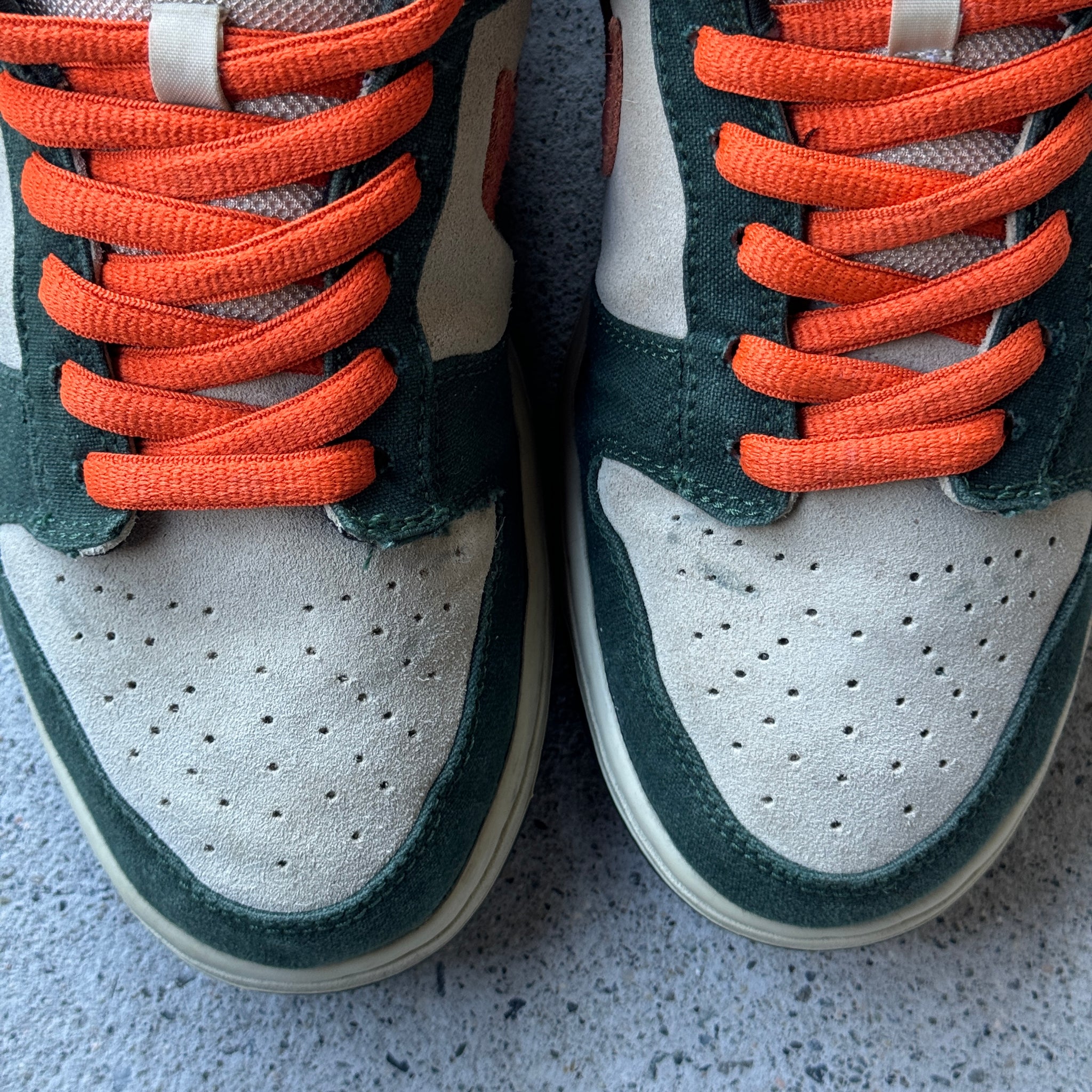 9 US - NIKE SB DUNK ERIE W BOX 2006