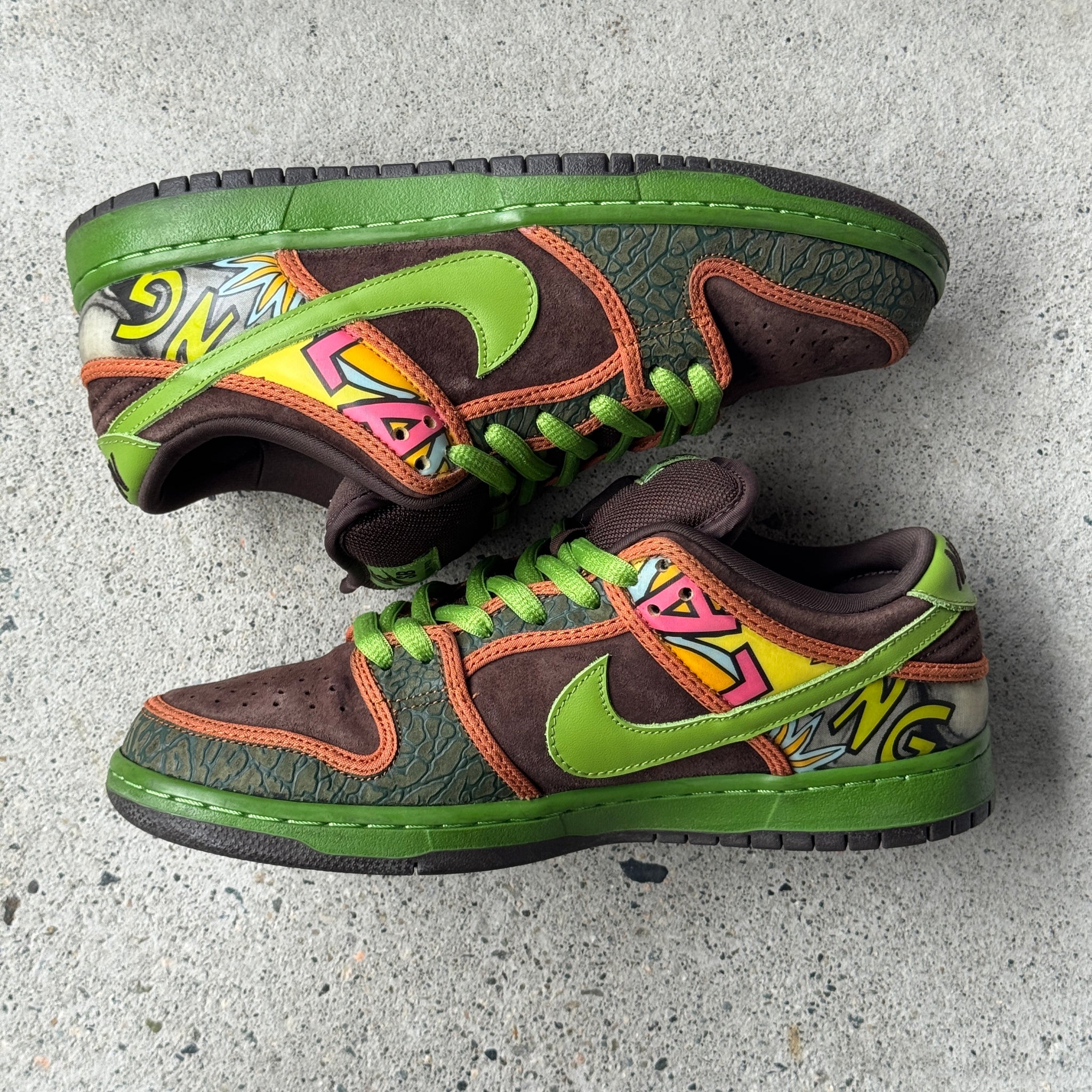 9 US - NIKE SB DUNK LOW DE LA SOUL 2015