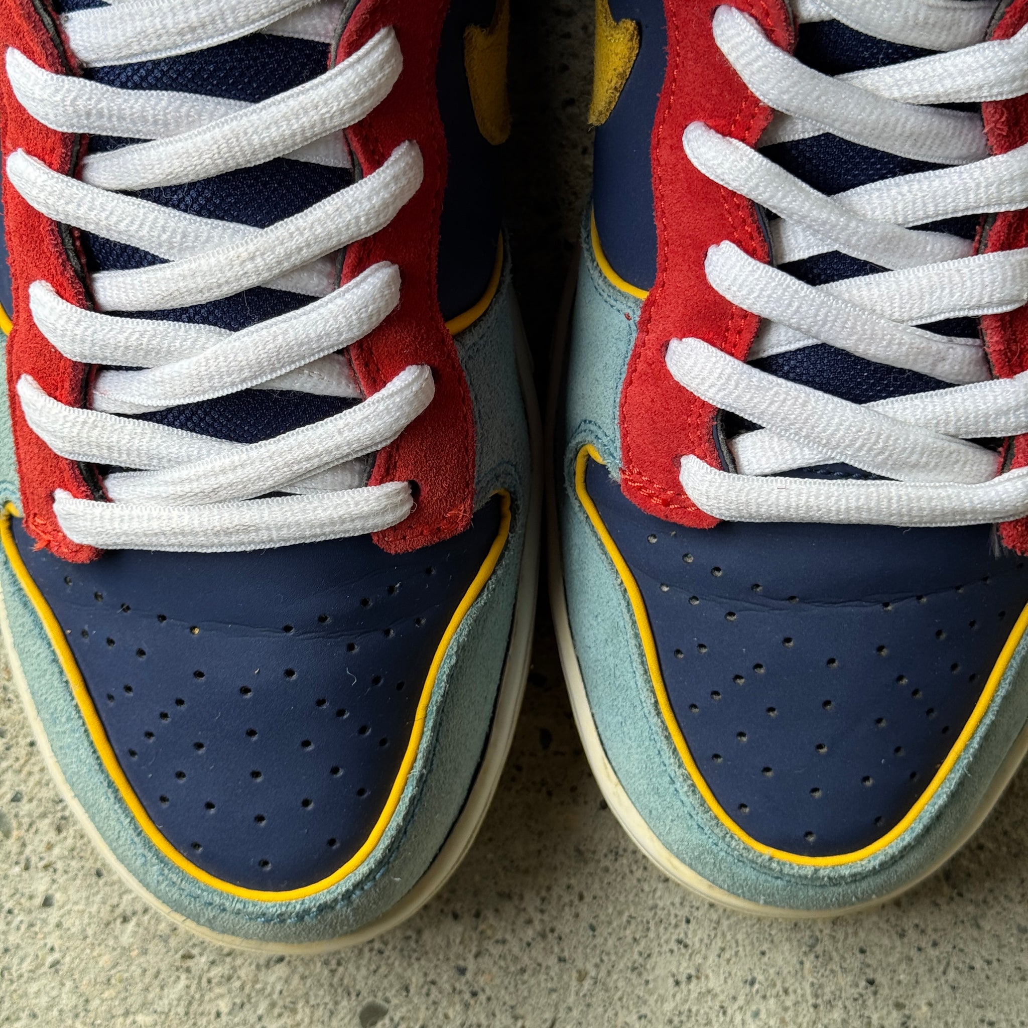 9.5 US - NIKE SB DUNK HIGH PACMAN 2009