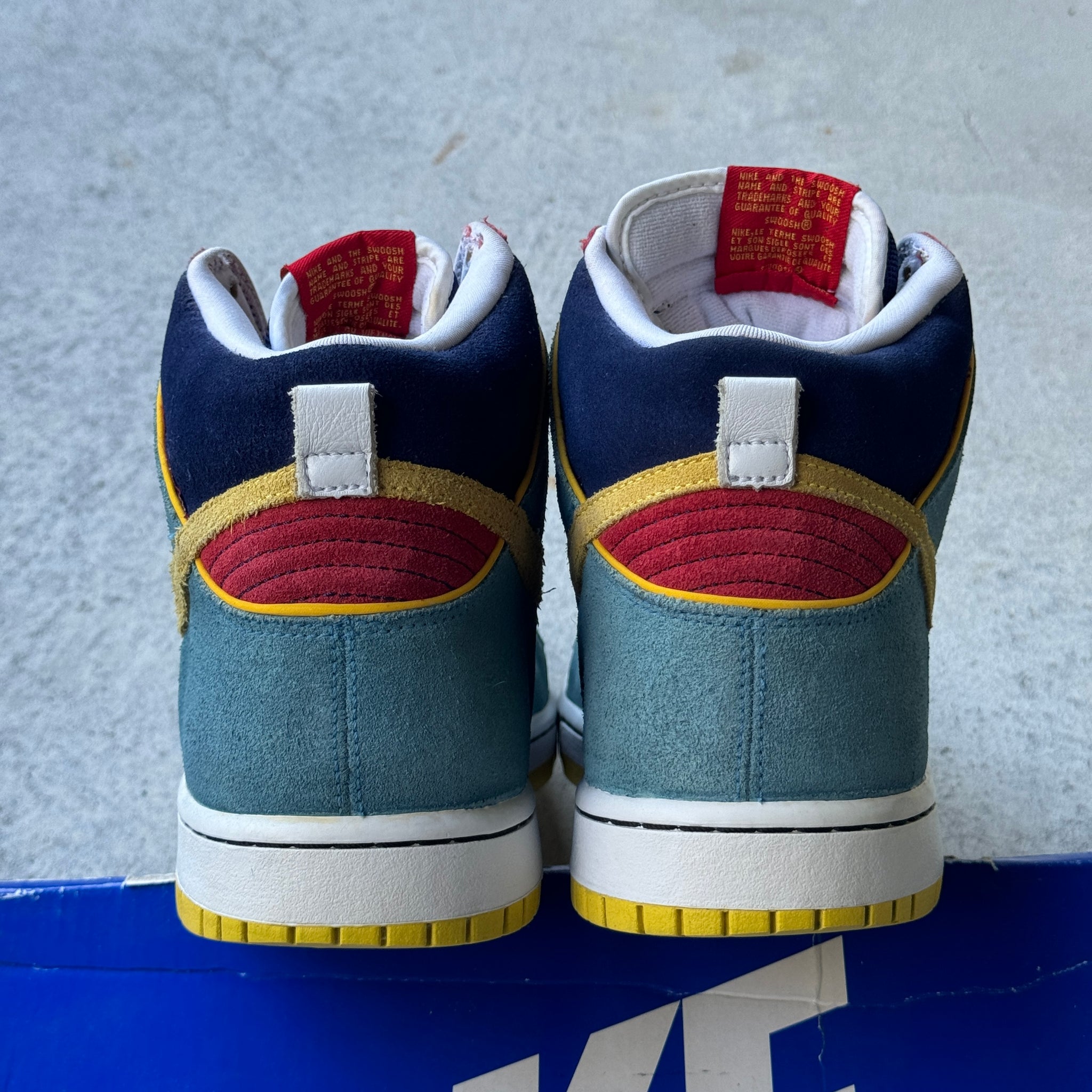 11.5 US - NIKE SB DUNK HIGH PACMAN W BOX 2009