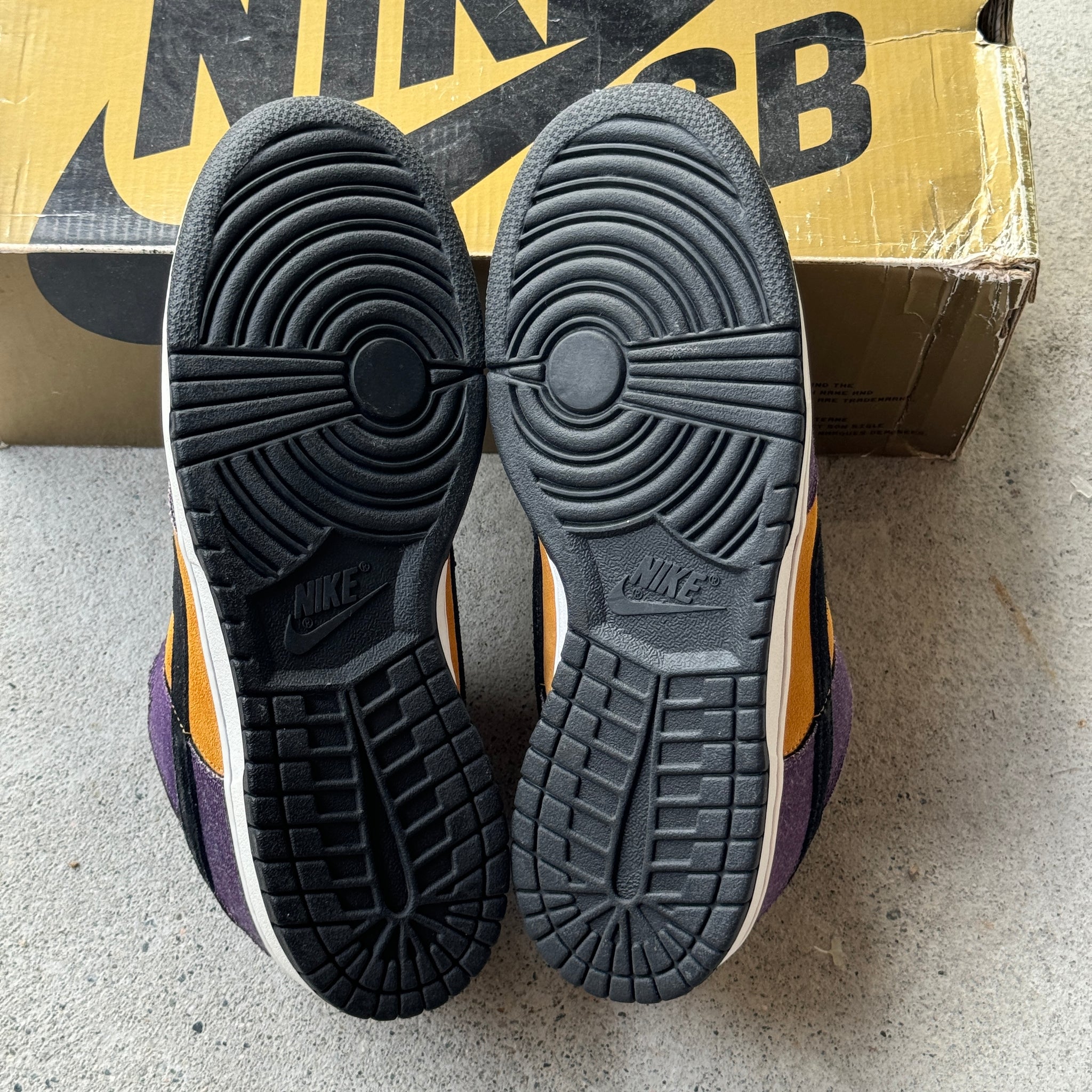 9.5 US - NIKE SB DUNK LOW GOOFY BOY W BOX 2009