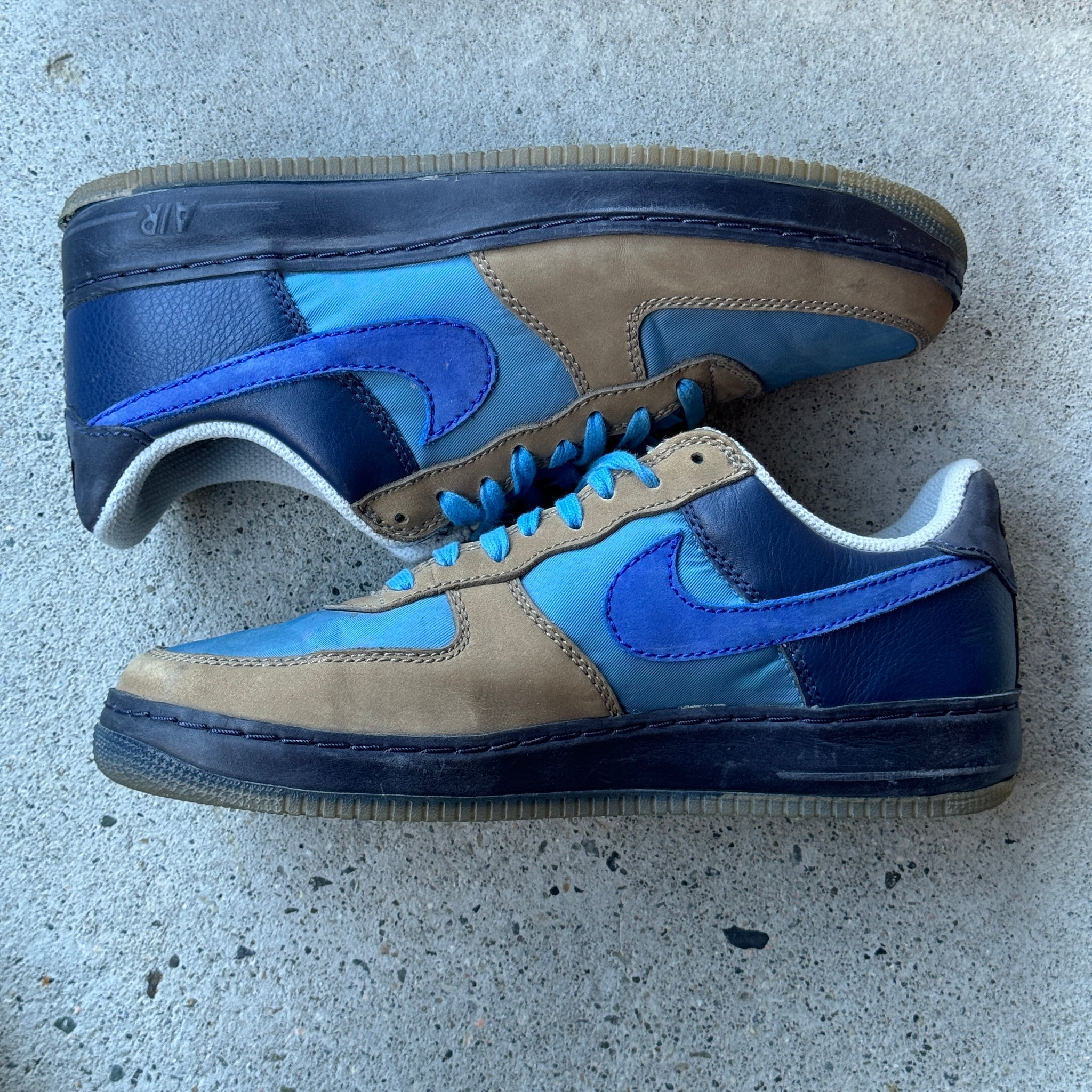13 US - NIKE AIR FORCE 1 STASH 2006