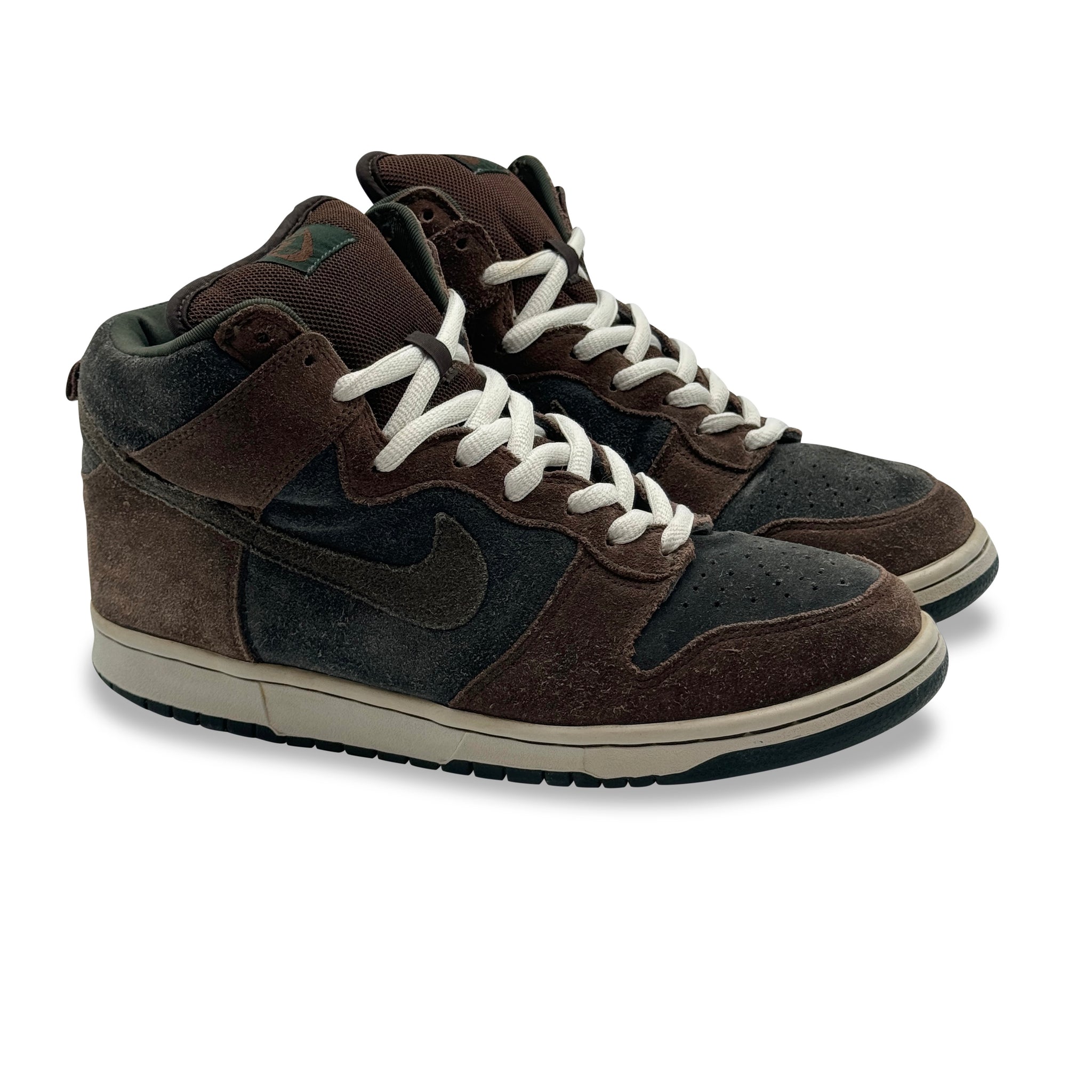 9.5 US - NIKE SB DUNK HIGH PAUL BROWN 2002