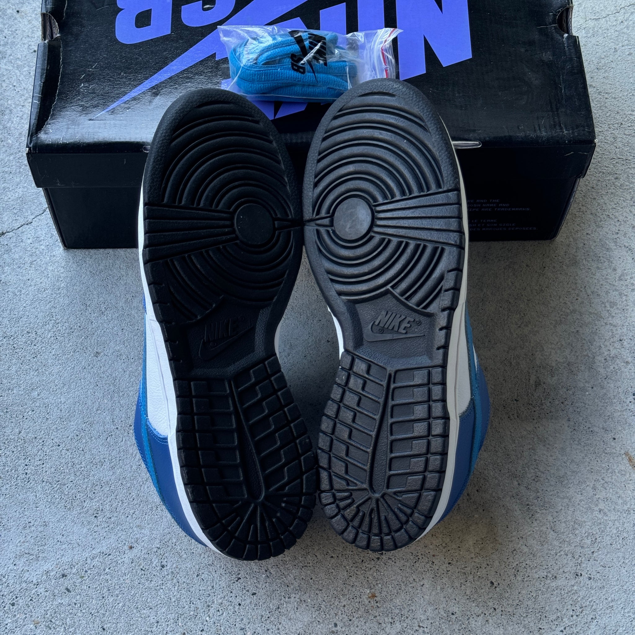 10 US - DS NIKE SB DUNK LOW NEPTUNE W BOX 2006