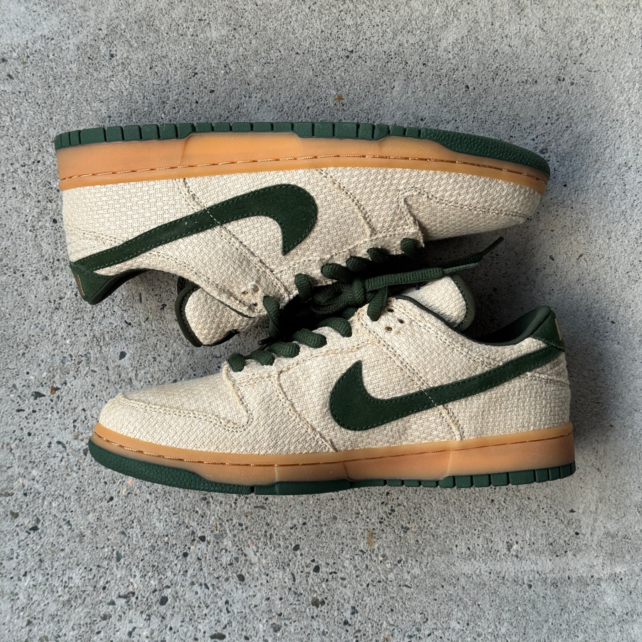 9 US - NIKE SB DUNK LOW BONSAI HEMP SAMPLE 2004