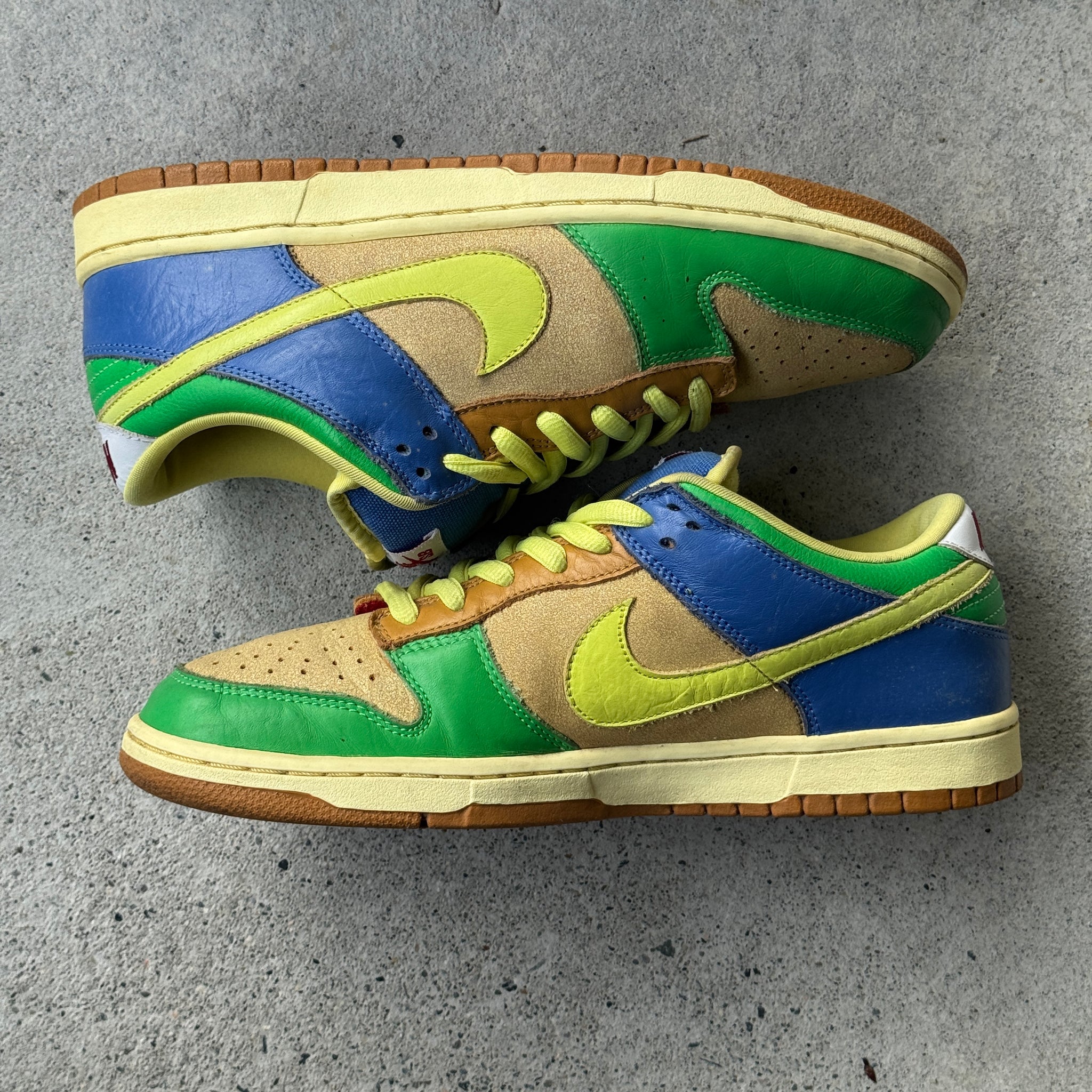 11 US - NIKE SB DUNK LOW BROOKLYN PROJECTS 2009