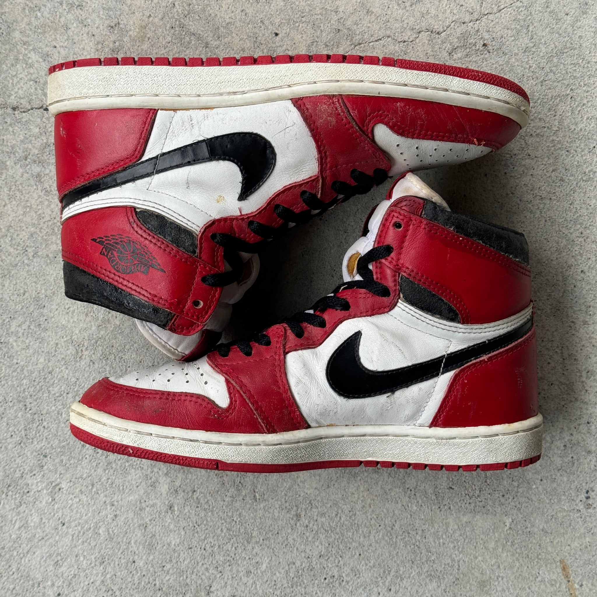 8 US - JORDAN 1 CHICAGO 1985