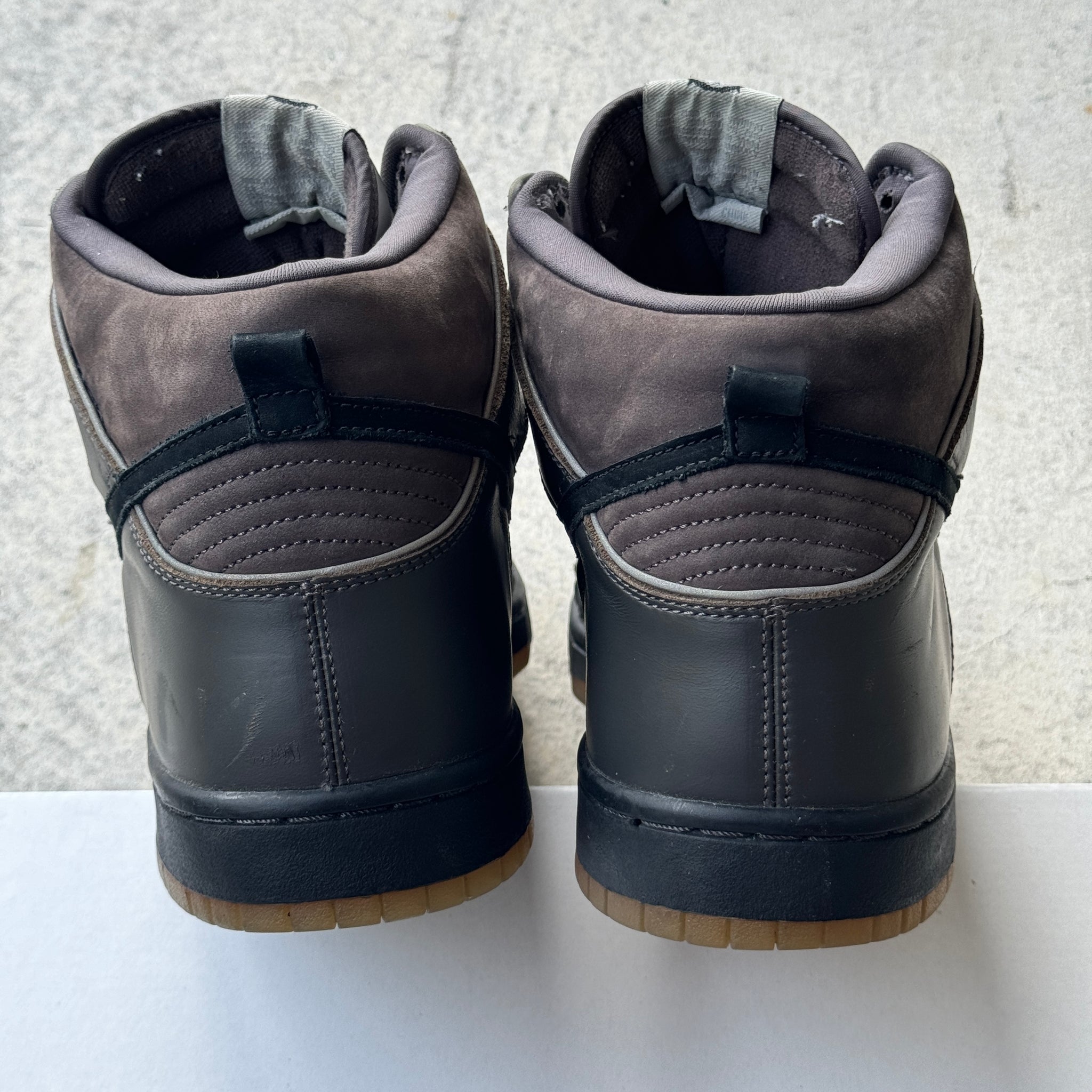 13 US - NIKE SB DUNK HIGH MF DOOM 2007