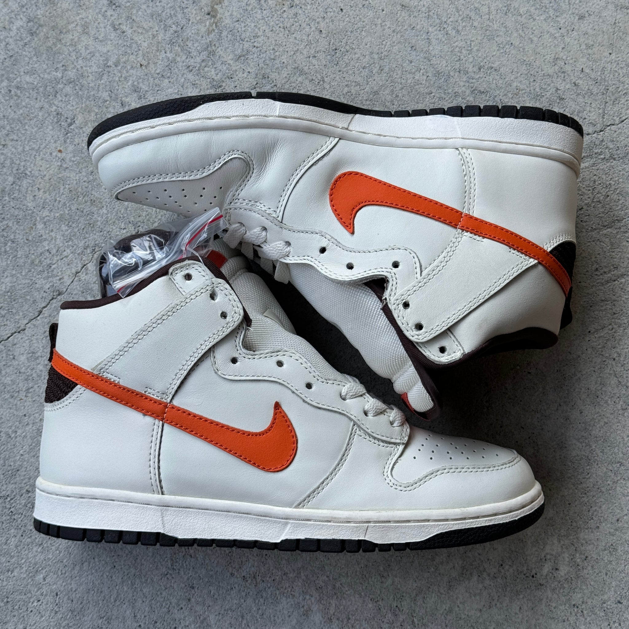 8.5 US - DS NIKE DUNK HIGH SAIL ORANGE 2004