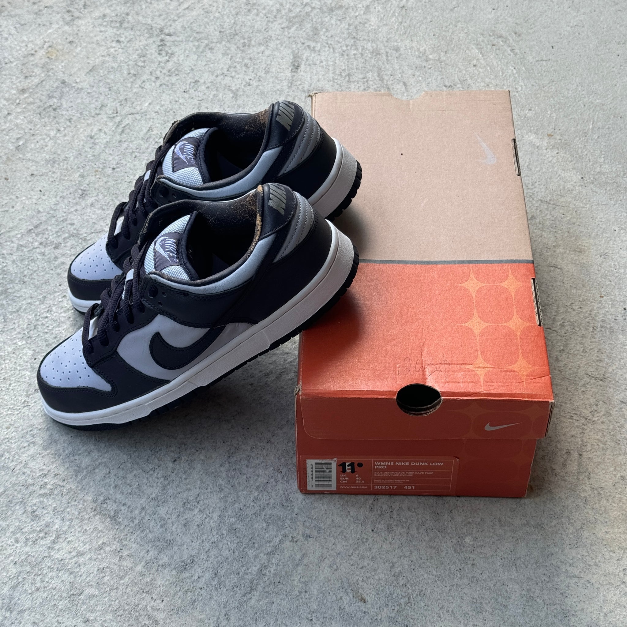 11W/9.5M - NIKE DUNK LOW PRO B CAVE PURPLE W BOX 2002