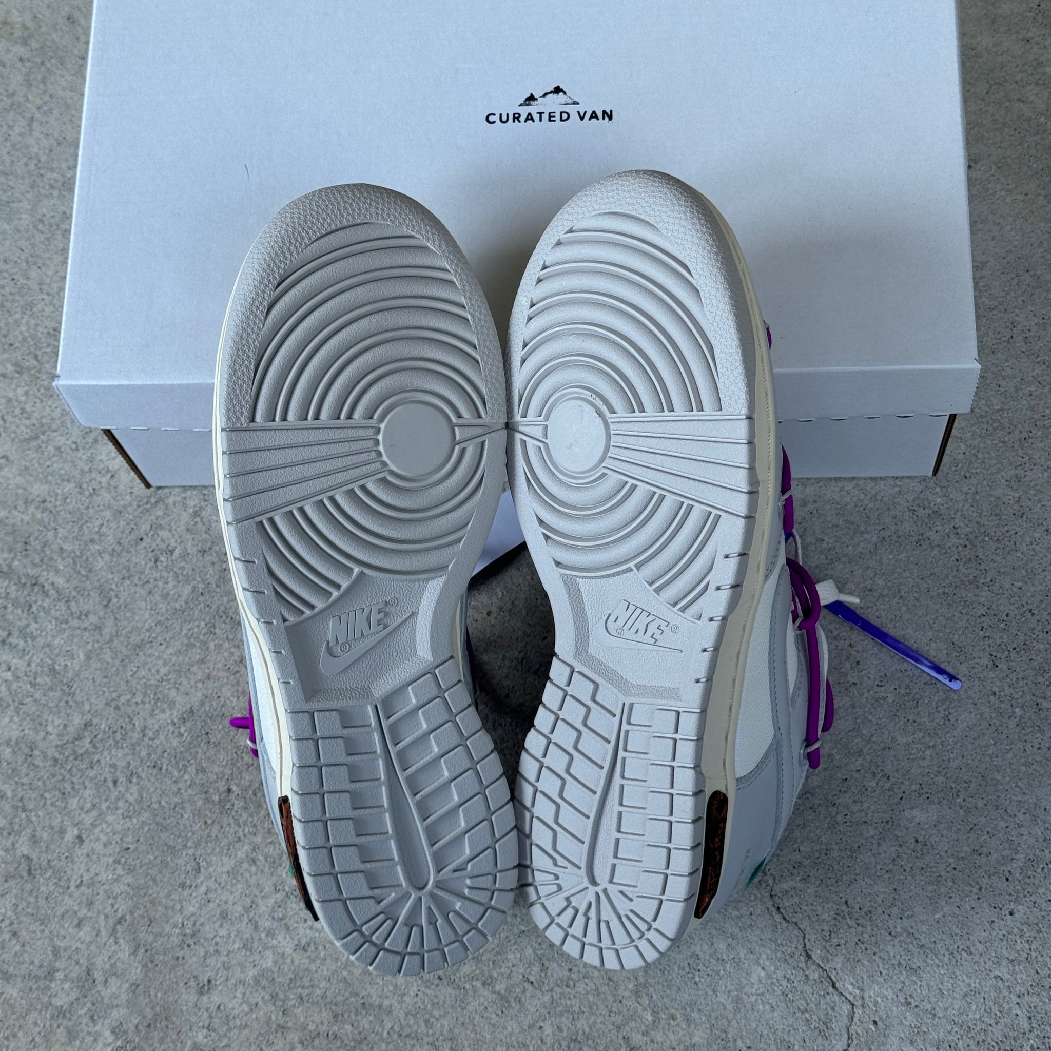 9 US - DS NIKE DUNK LOW OFF WHITE LOT 28 2021