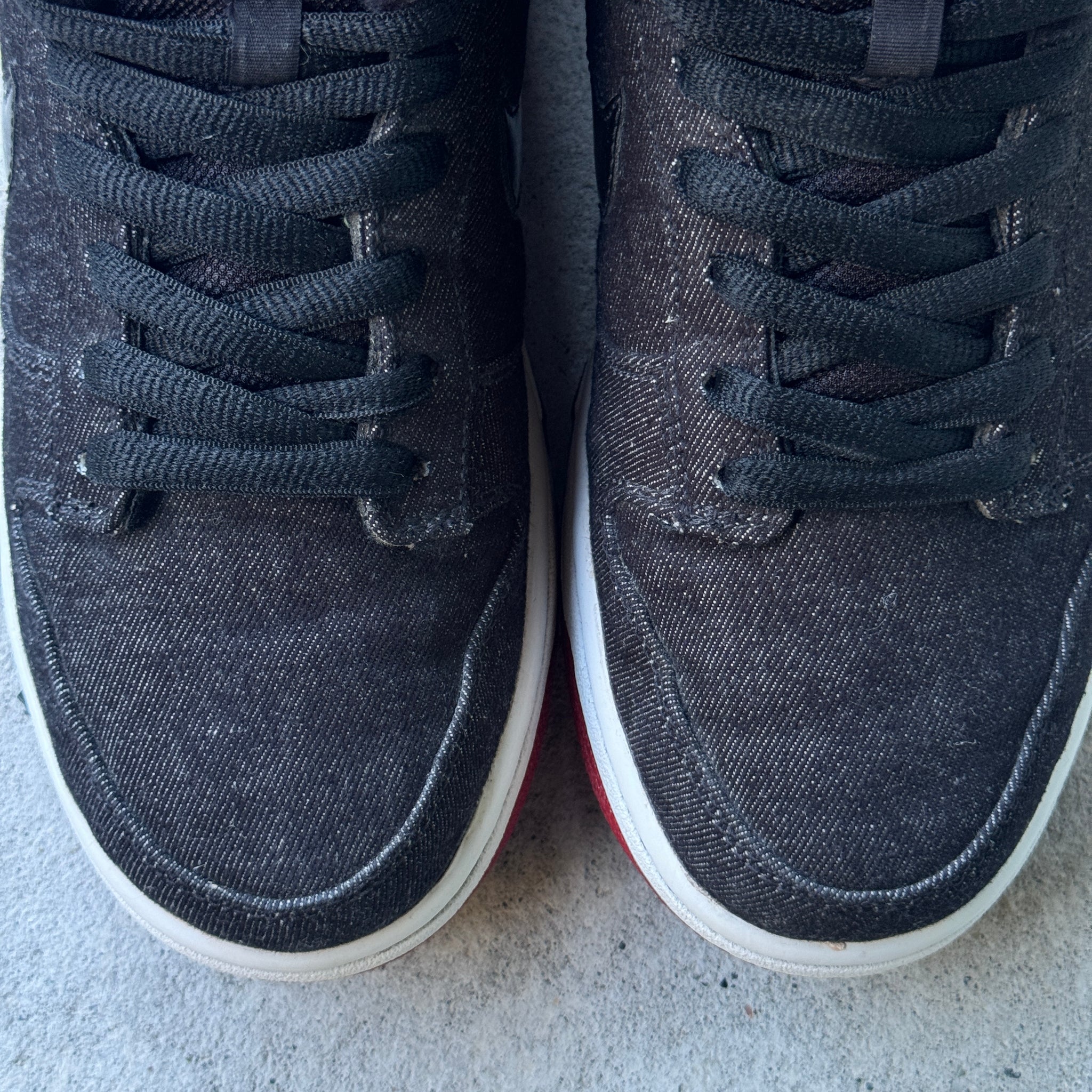 8 US - NIKE SB DUNK LOW LARRY PERKINS W BOX 2010