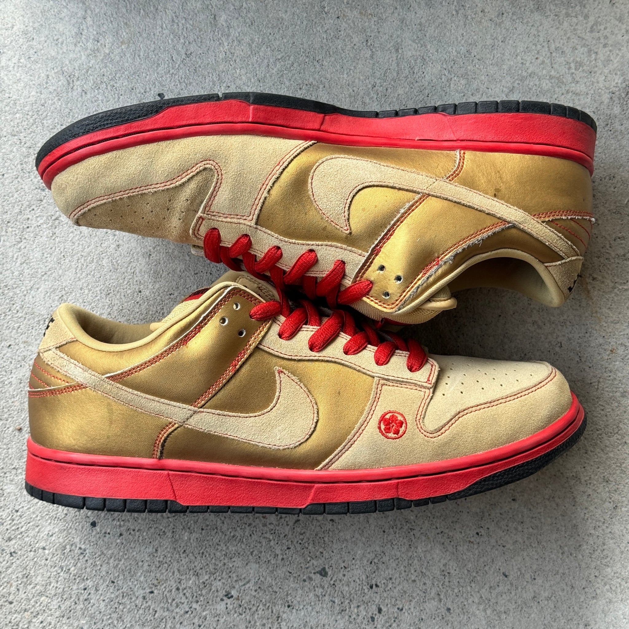13 US - NIKE SB DUNK LOW MONEY CAT W BOX 2007