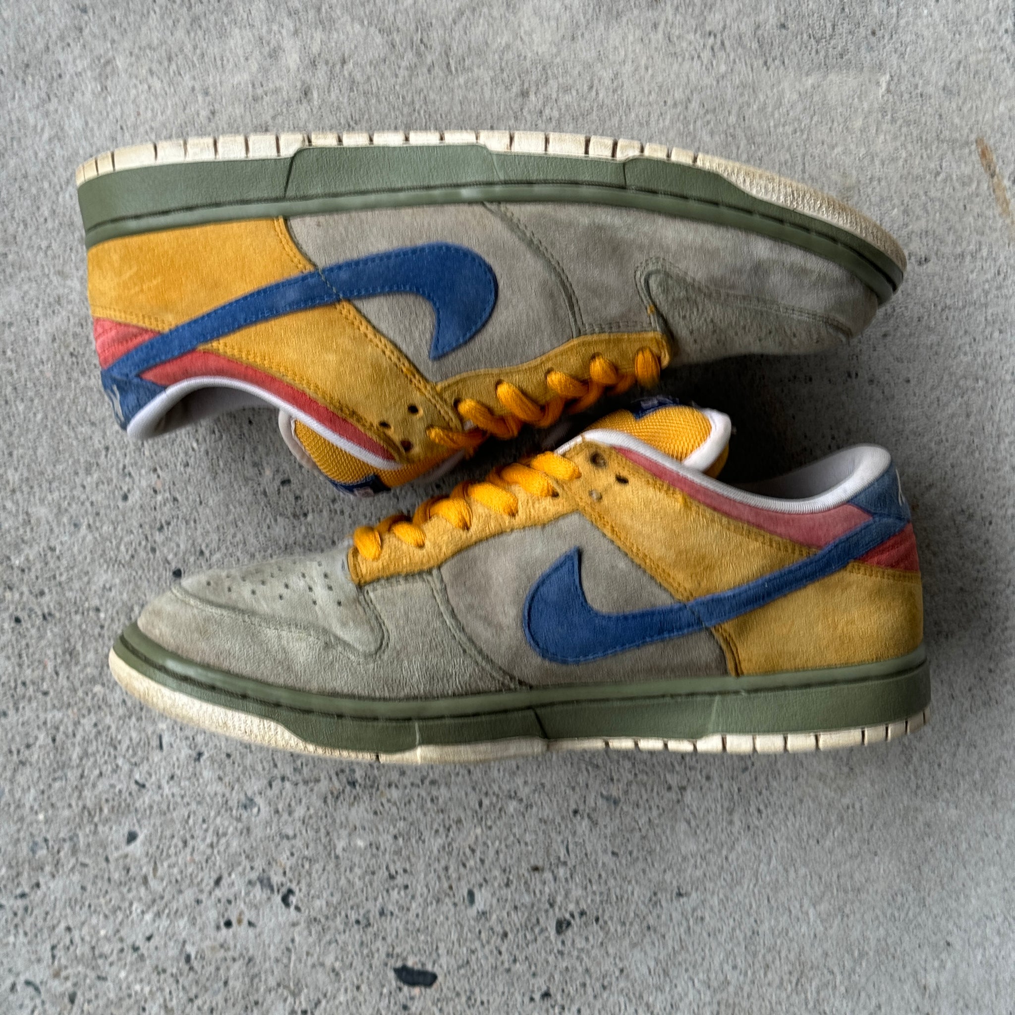 9 US - NIKE SB DUNK LOW PUFF N STUFF 2006