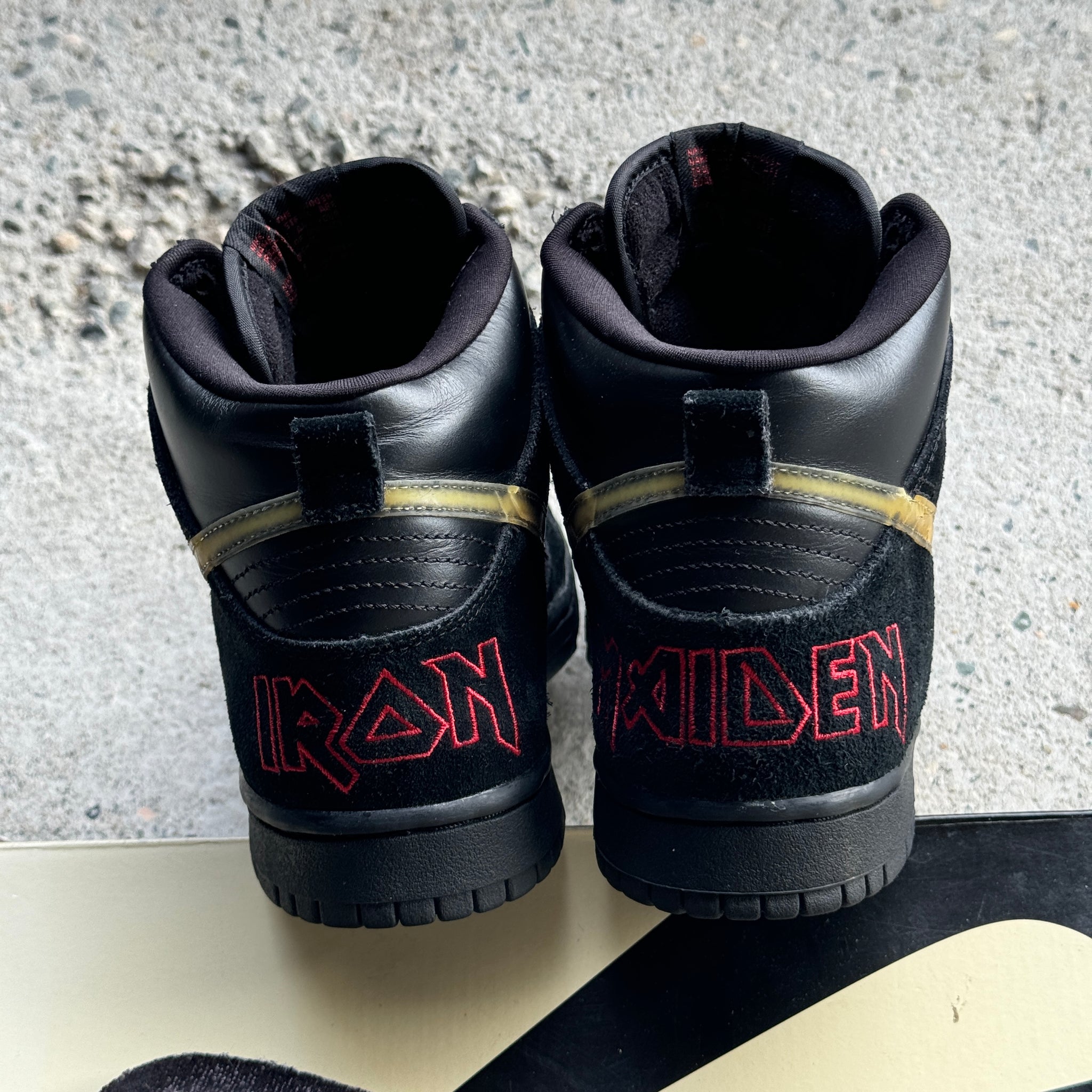 6 US - NIKE SB DUNK HIGH "IRON MAIDEN" SAMPLE 1/24 PAIRS W BOX