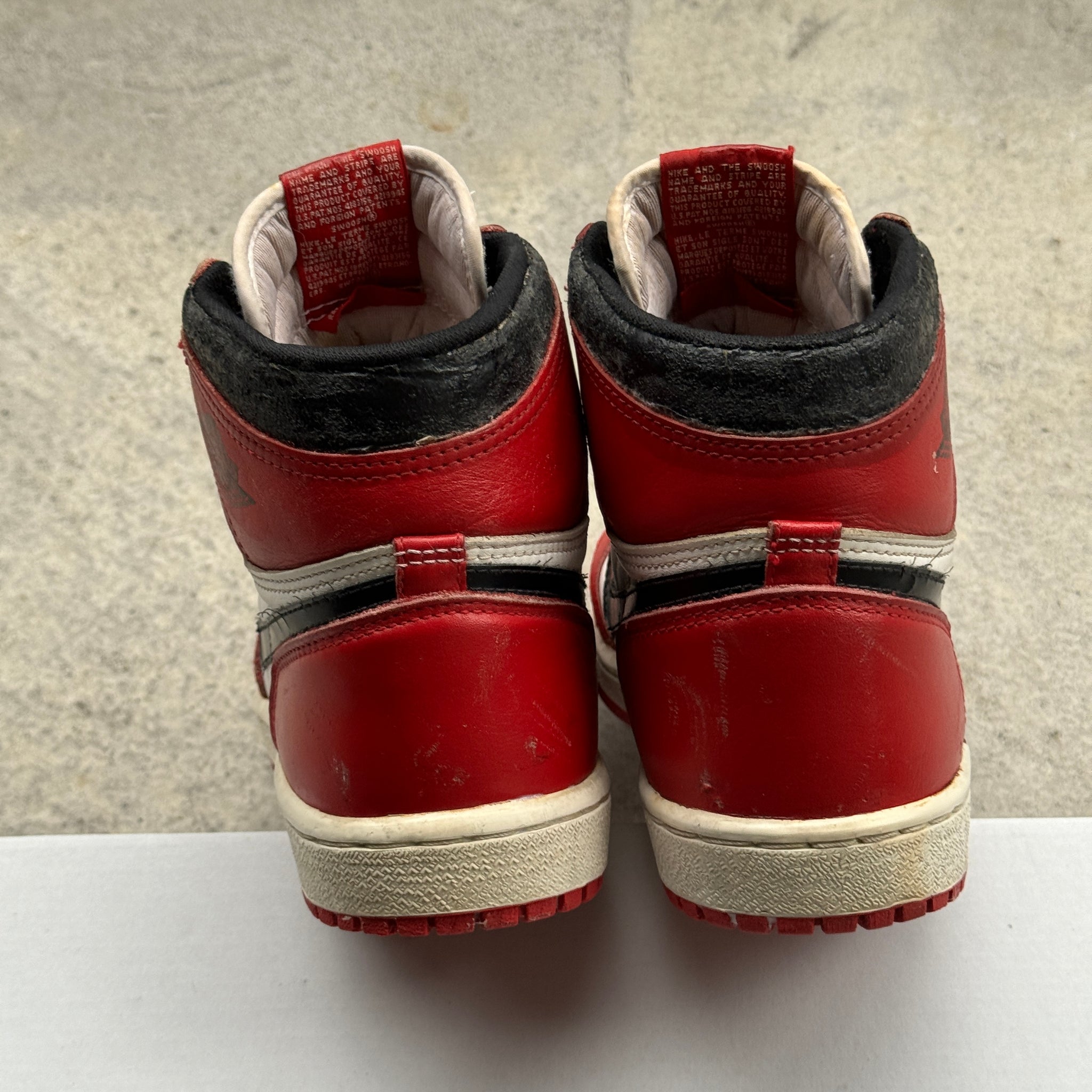 8 US - JORDAN 1 CHICAGO 1985