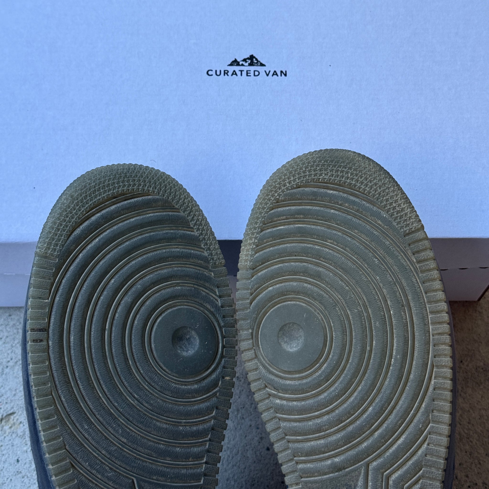 13 US - NIKE AIR FORCE 1 STASH 2006