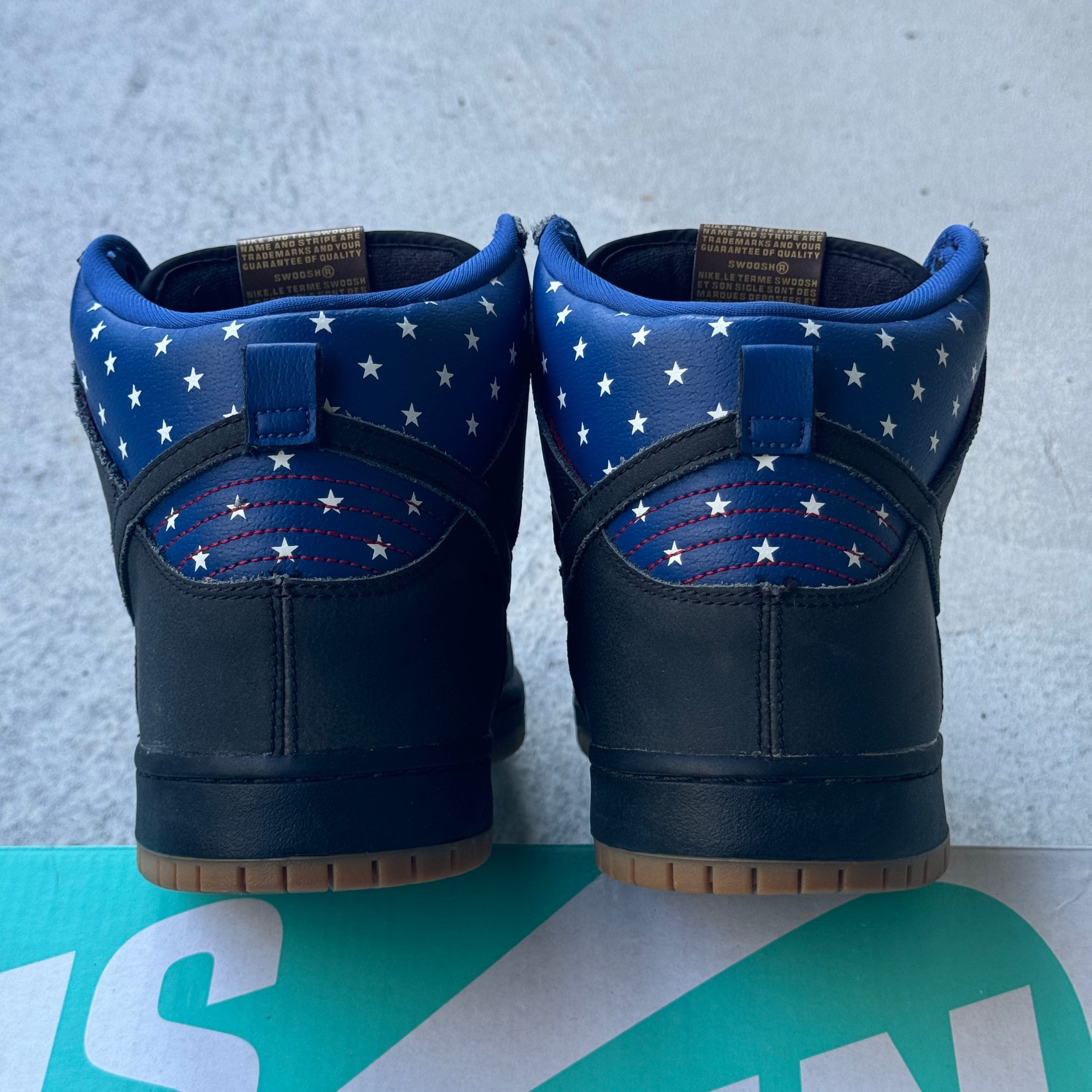 12 US - NIKE SB DUNK HIGH CAPTAIN AMERICA W BOX 2014