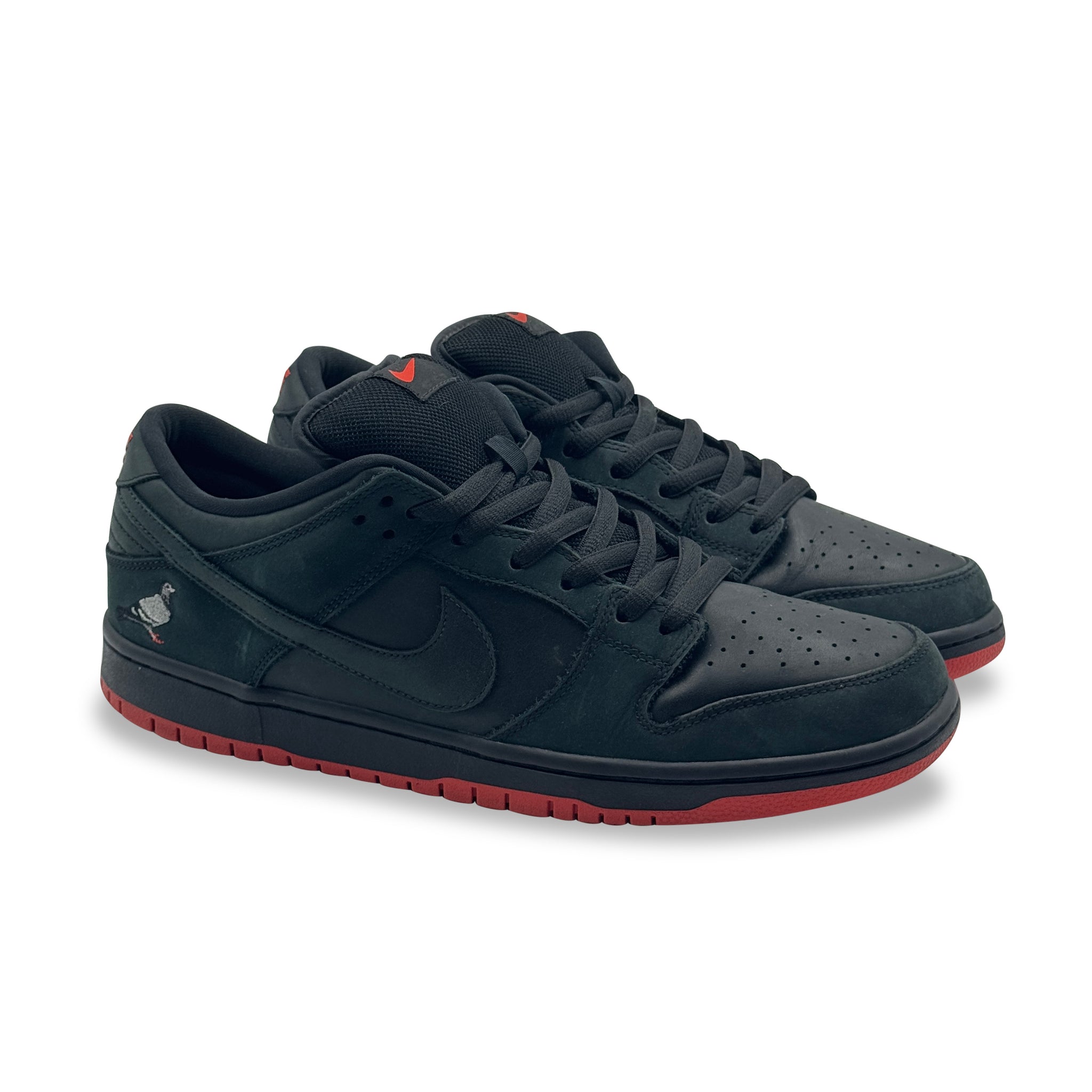 12 US - NIKE SB DUNK LOW STAPLE BLACK PIGEON 2017