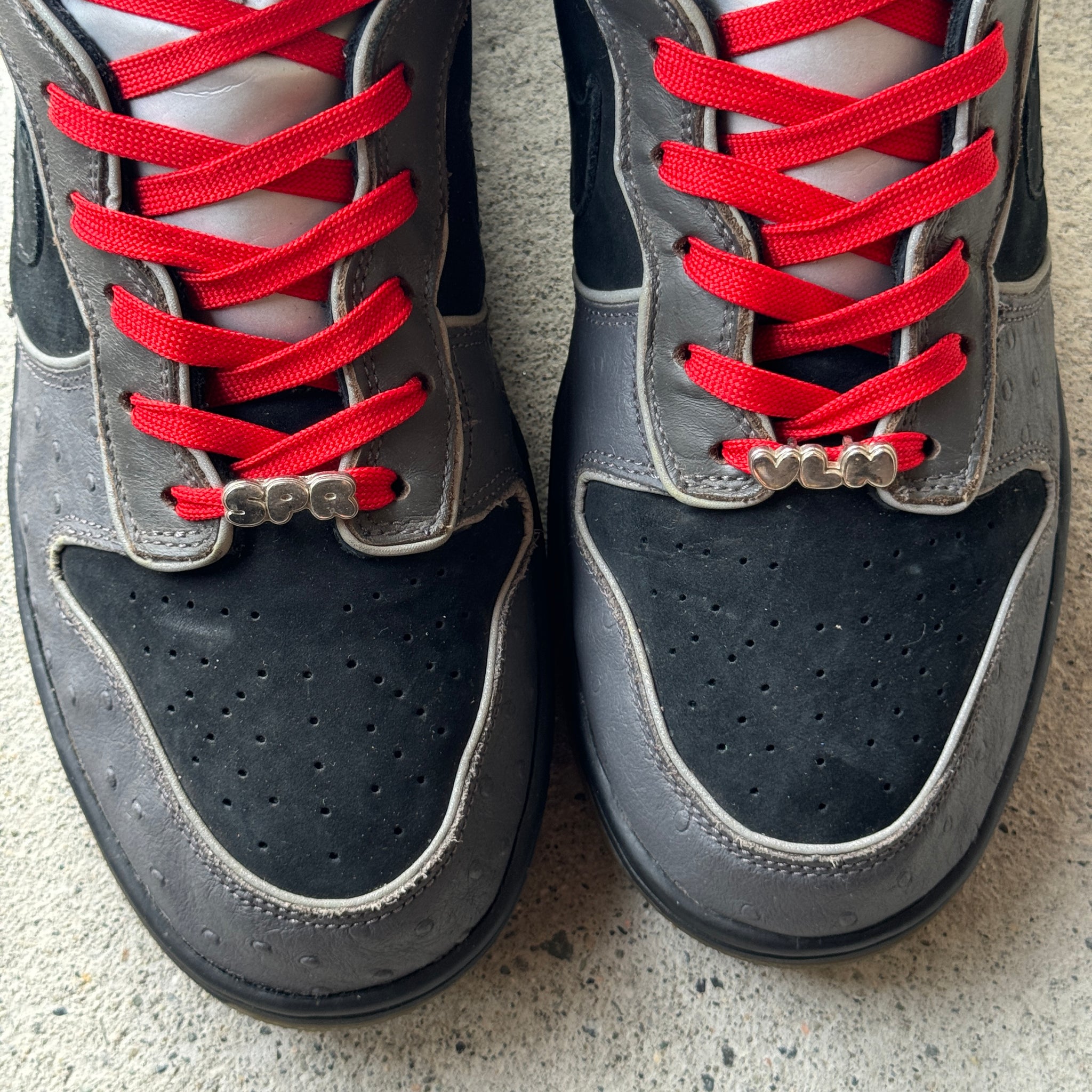 13 US - NIKE SB DUNK HIGH MF DOOM 2007