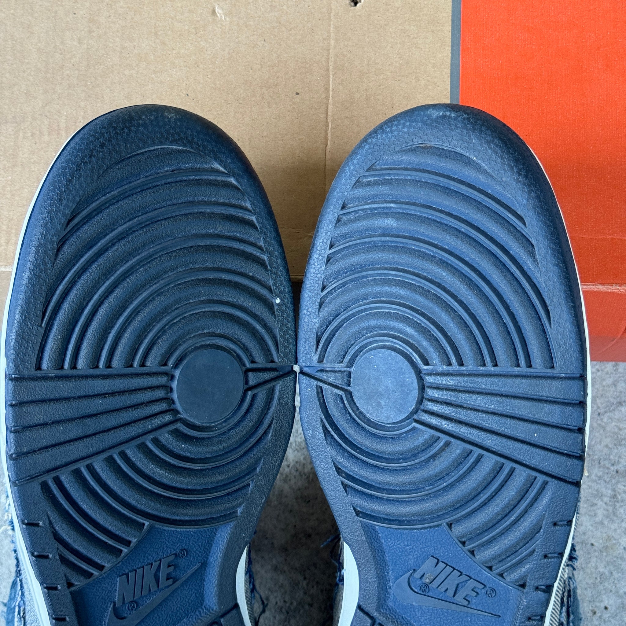 13 US - NIKE DUNK LOW CL DENIM W BOX 2006