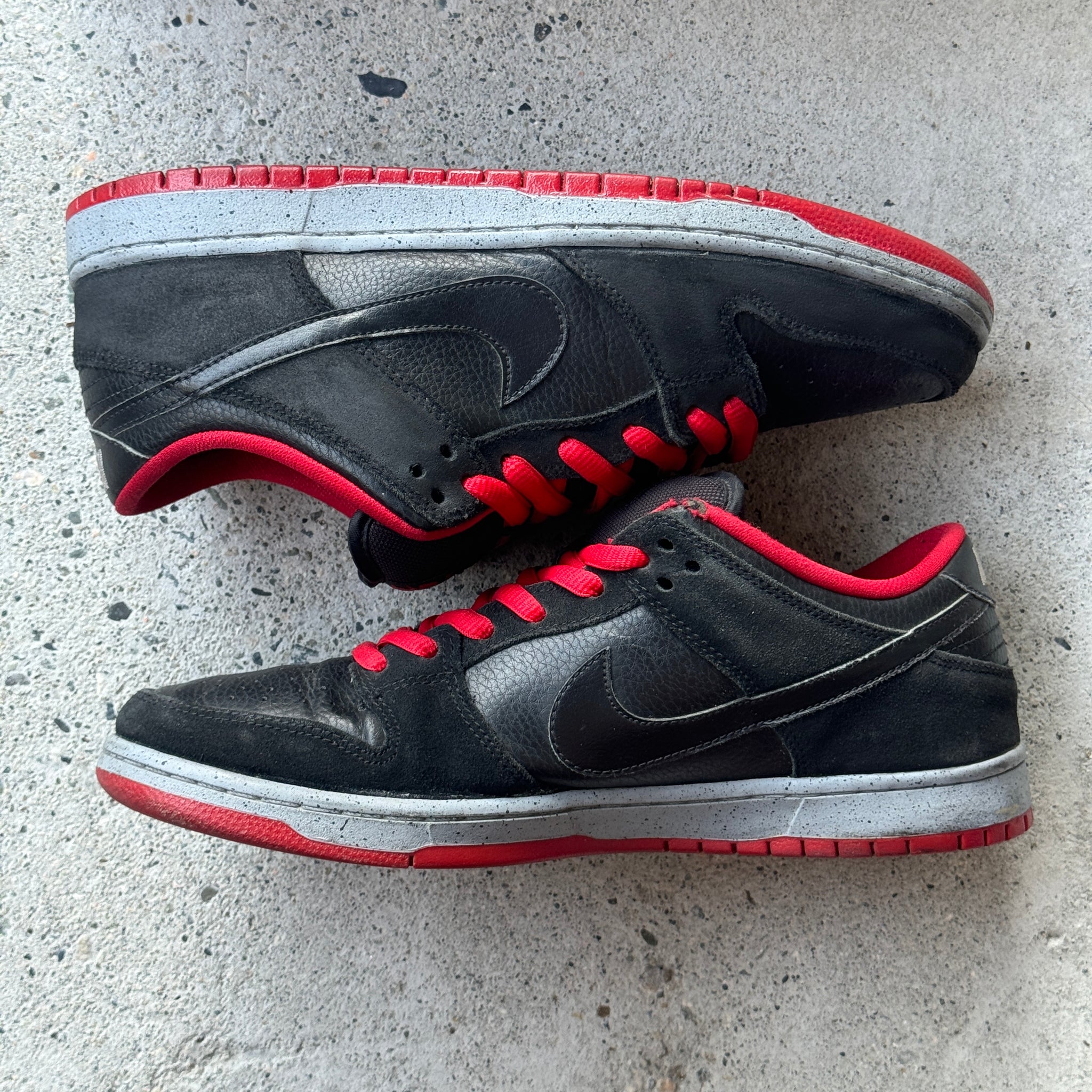 11 US - NIKE SB DUNK LOW BLACK CEMENT 2014