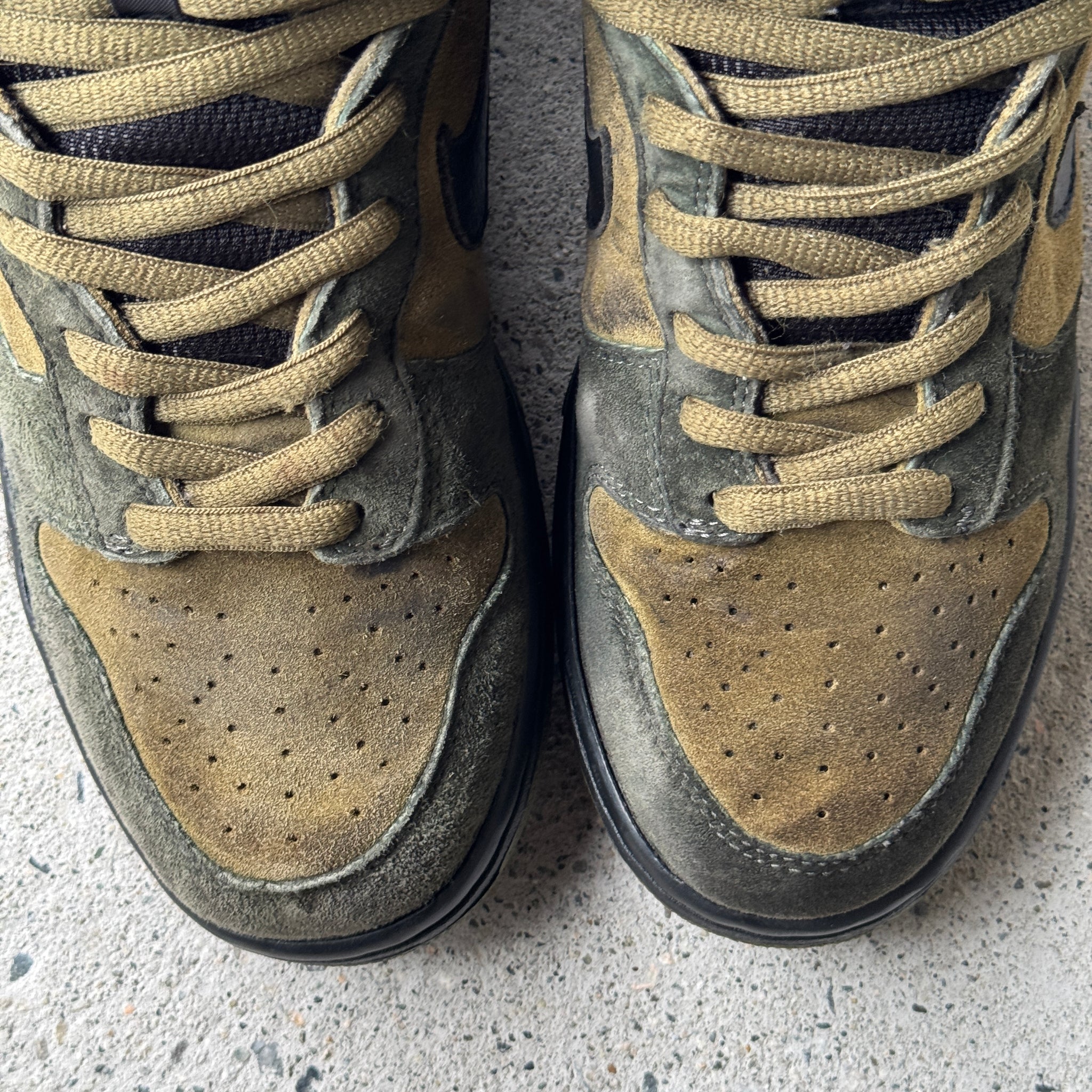 9 US - NIKE SB DUNK HIGH HULK 2003