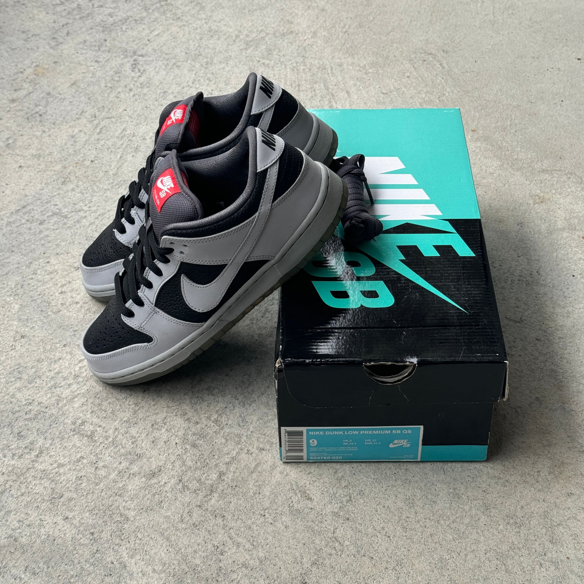9 US - NIKE SB DUNK LOW ATLAS 35MM GREY W BOX 2015