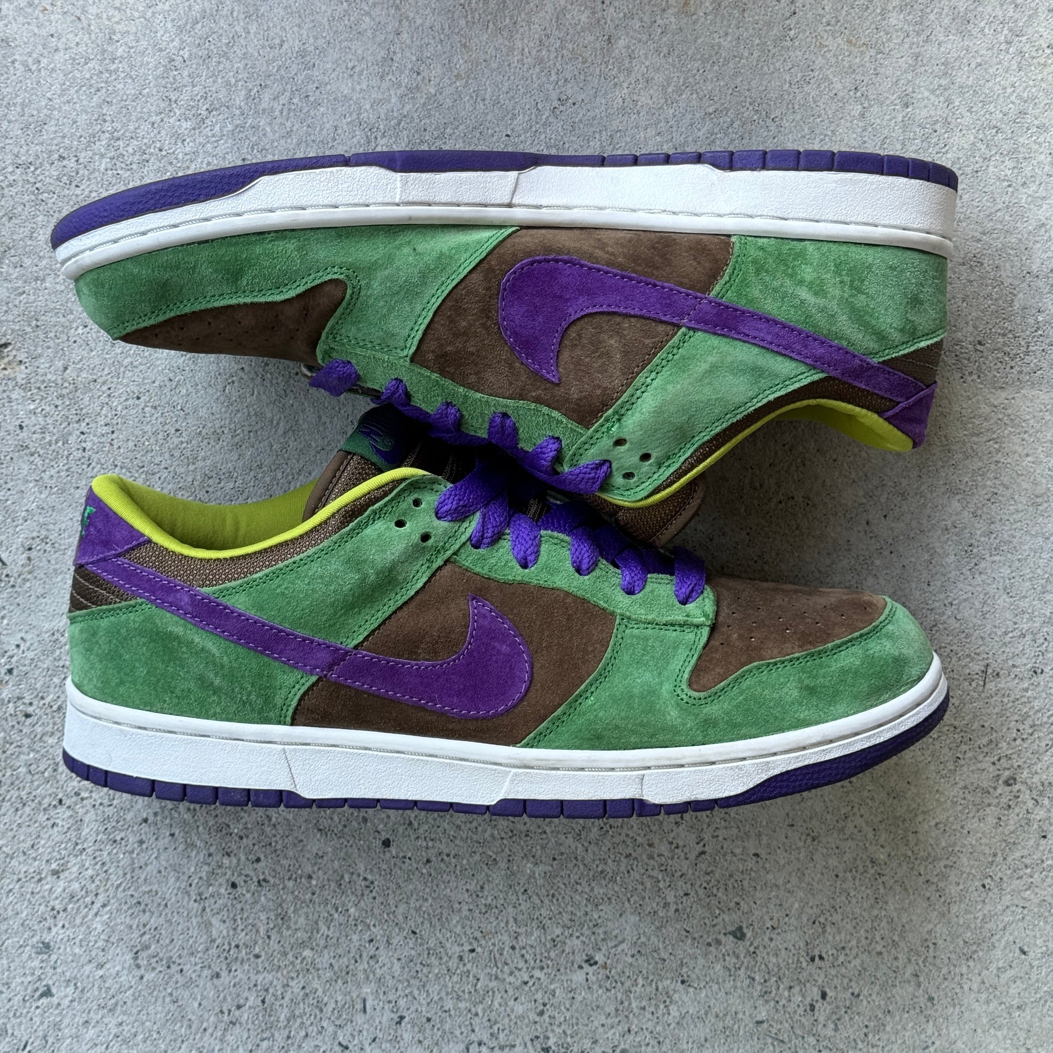 13 US - NIKE DUNK LOW VEENER W BOX 2001