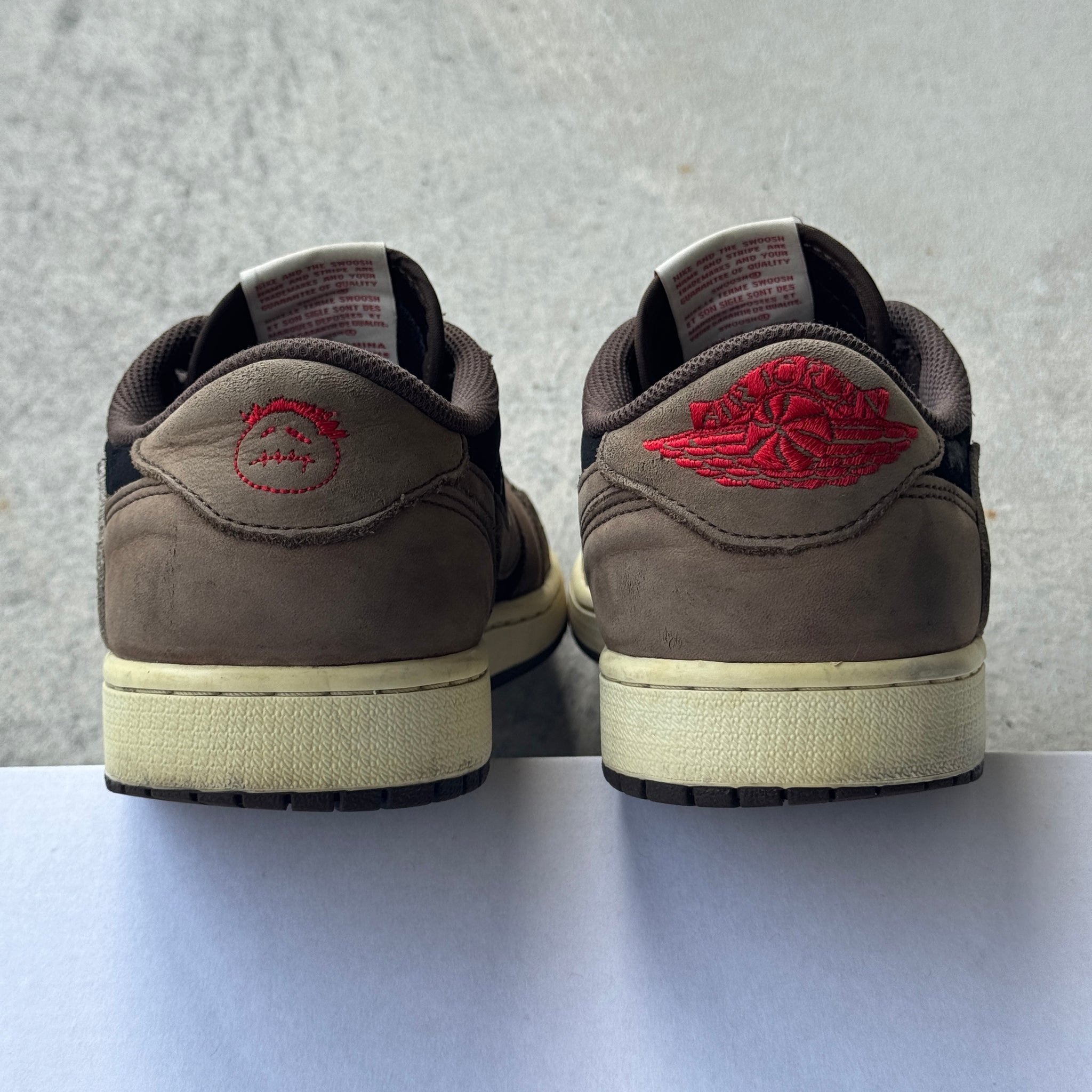 10 US - JORDAN 1 LOW TRAVIS SCOTT MOCHA 2019