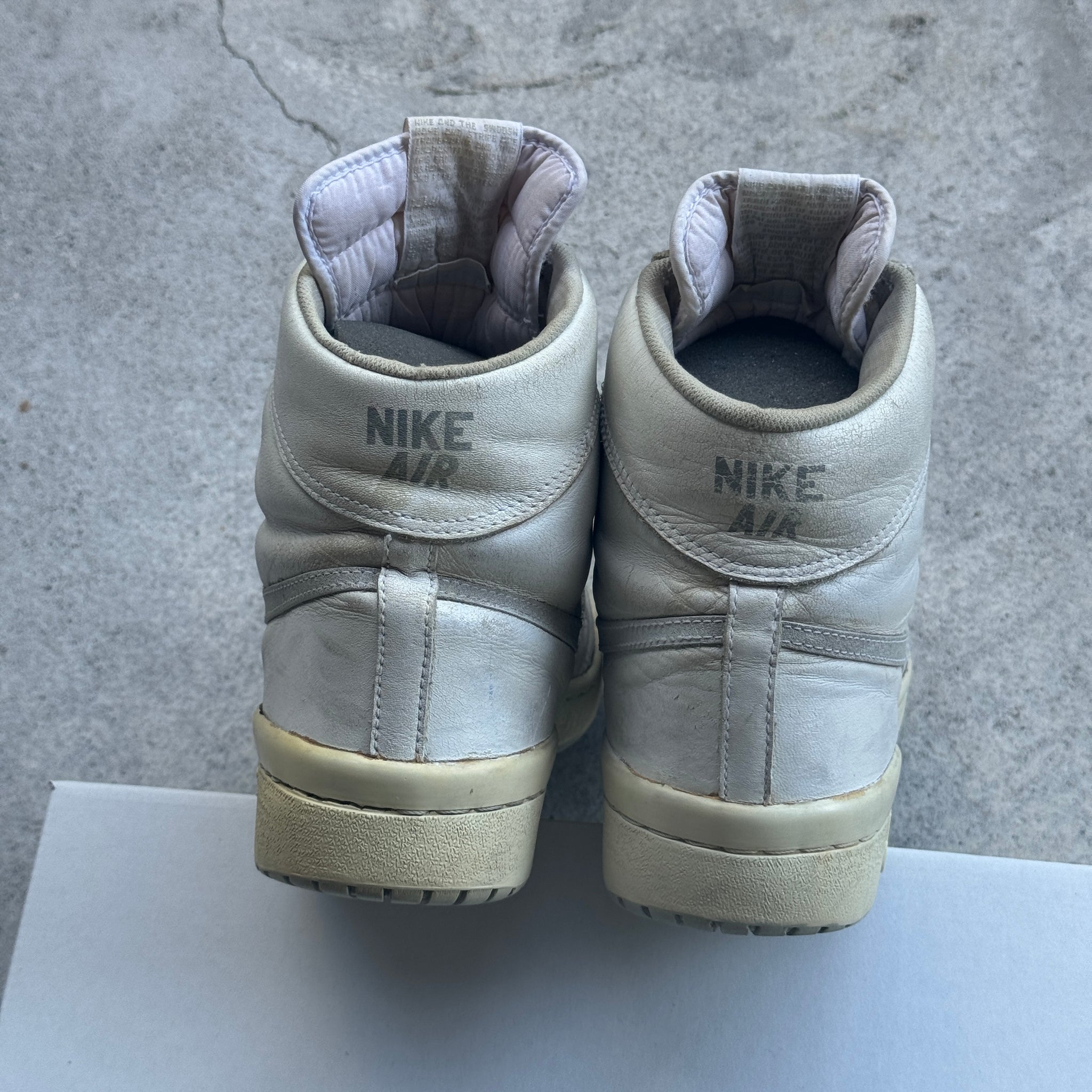 8.5 US - NIKE AIR SHIP NATURAL GREY 1984