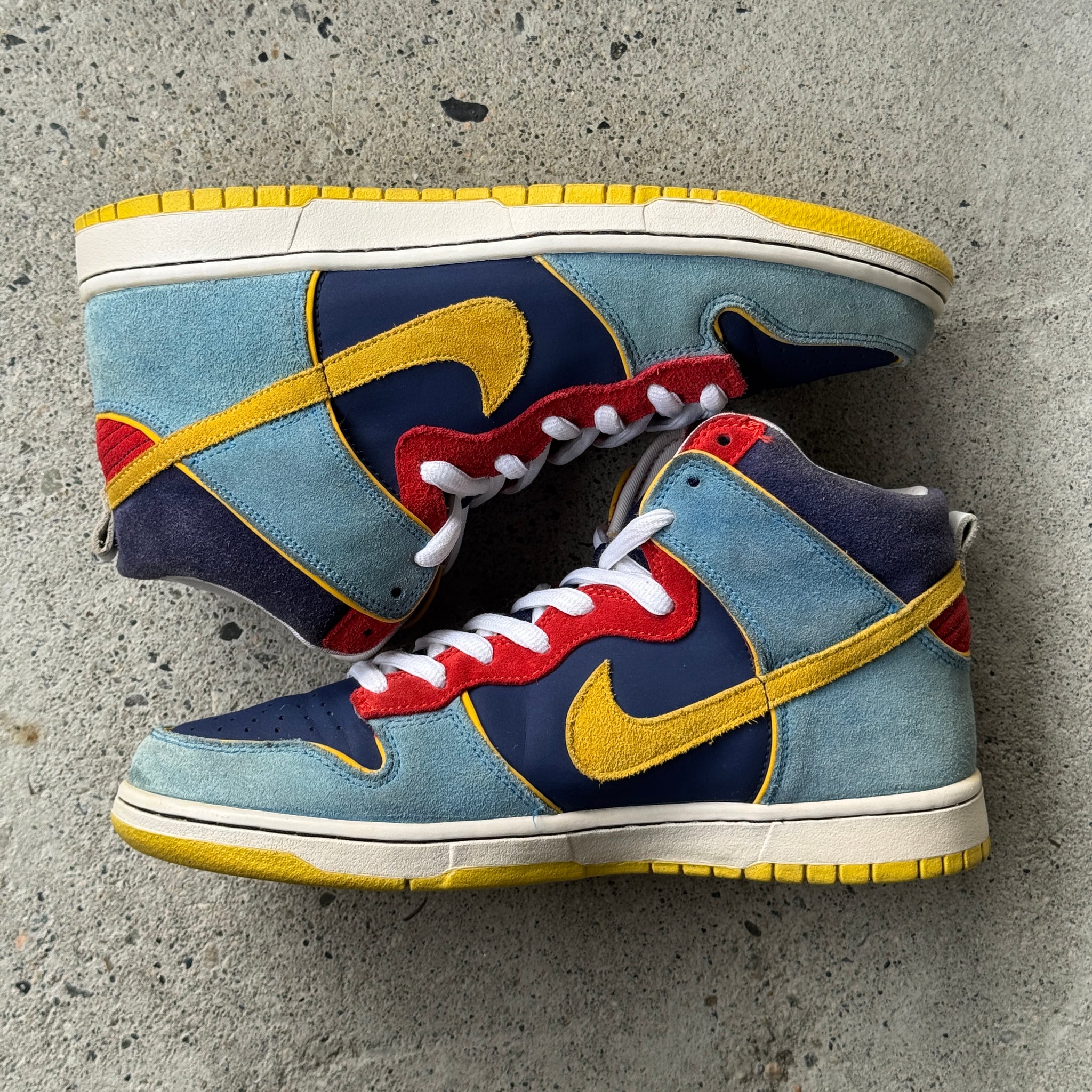 9.5 US - NIKE SB DUNK HIGH PACMAN 2009