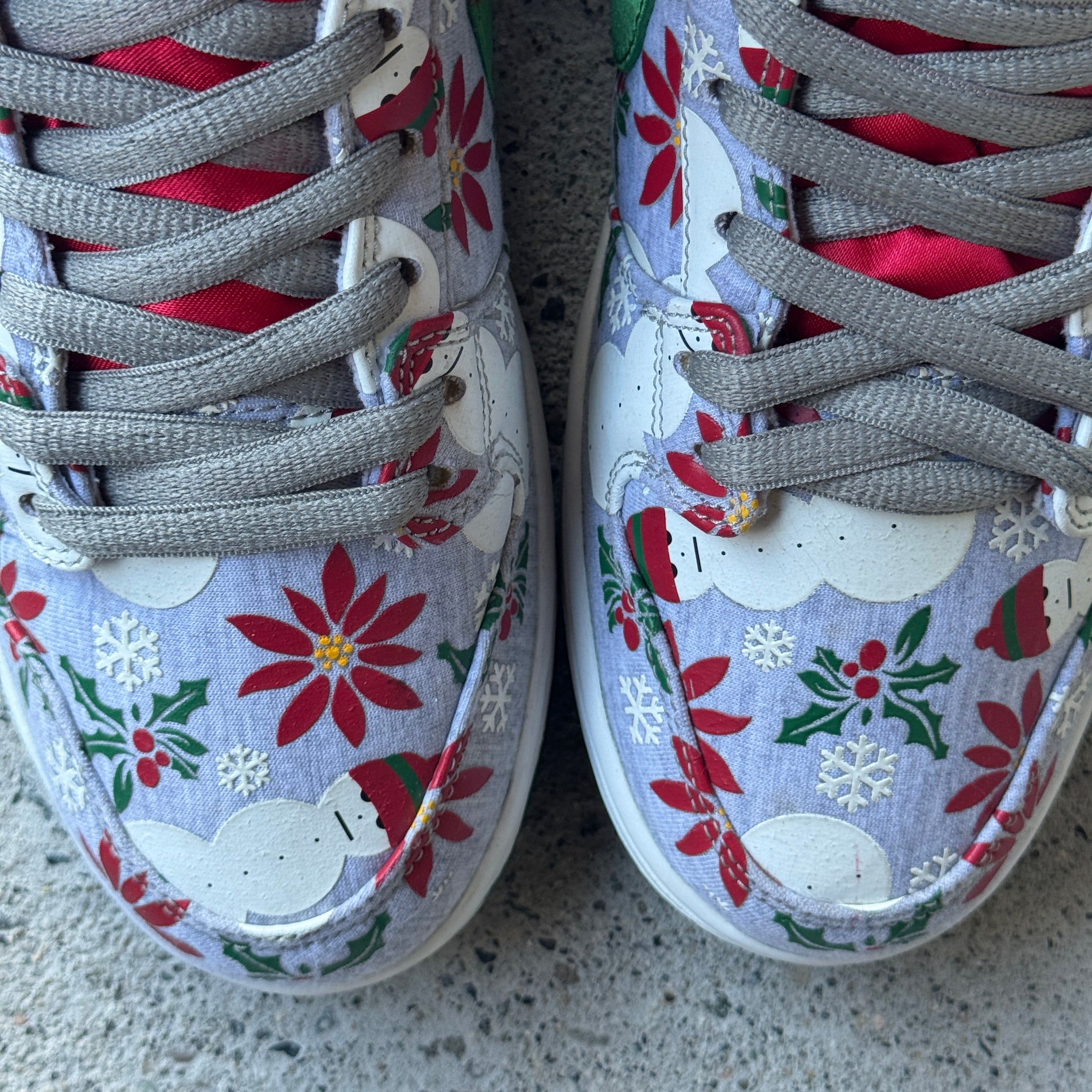 9.5 US - NIKE SB DUNK HIGH CONCEPTS UGLY CHRISTMAS SWEATER 2013