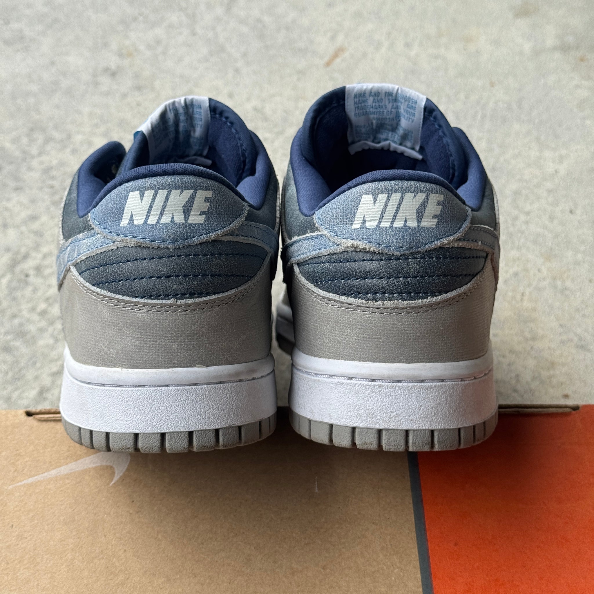 9 US - NIKE DUNK LOW DIRTY DENIM W BOX 2003
