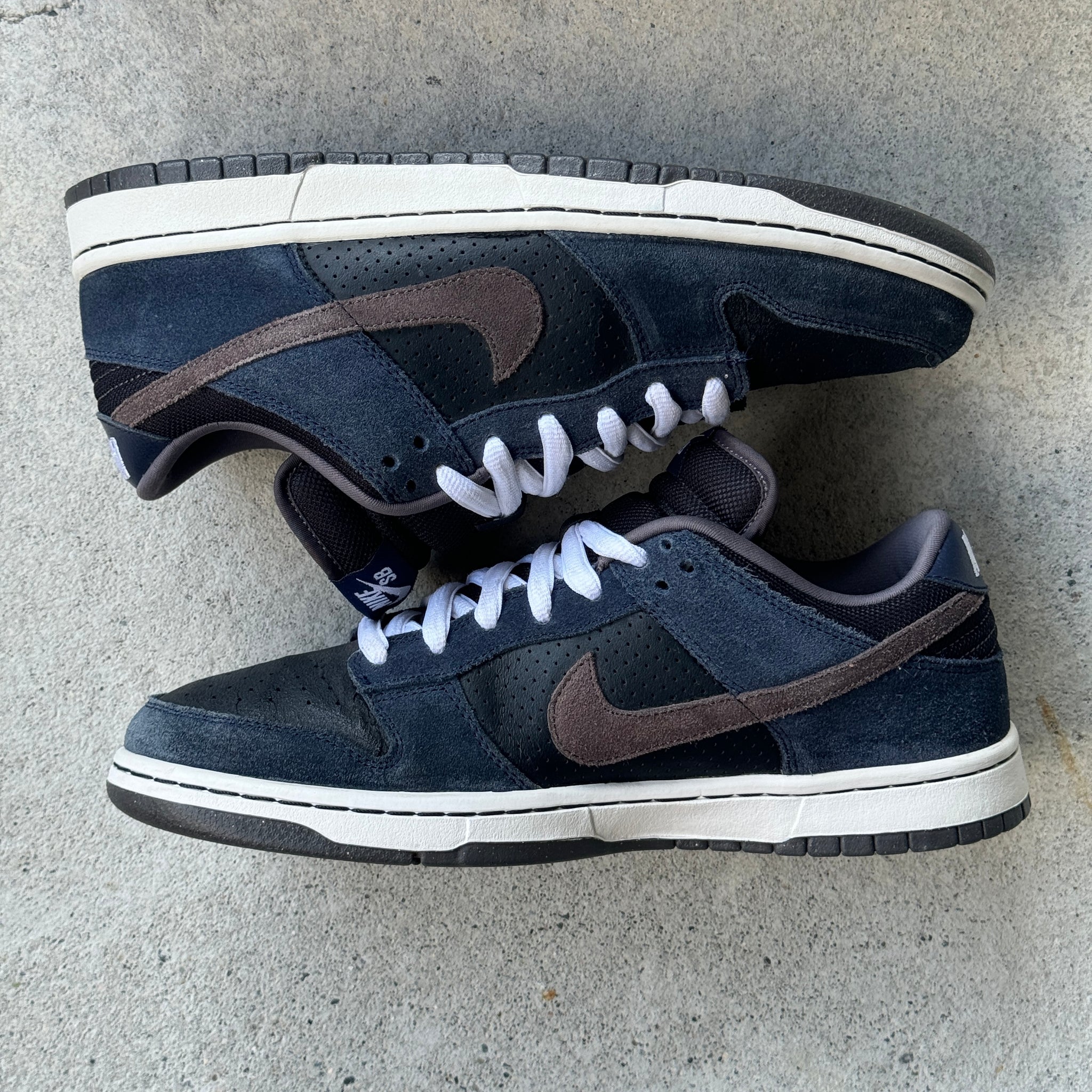 11 US - NIKE SB DUNK LOW OBSIDIAN MIDNIGHT FOG W BOX 2011
