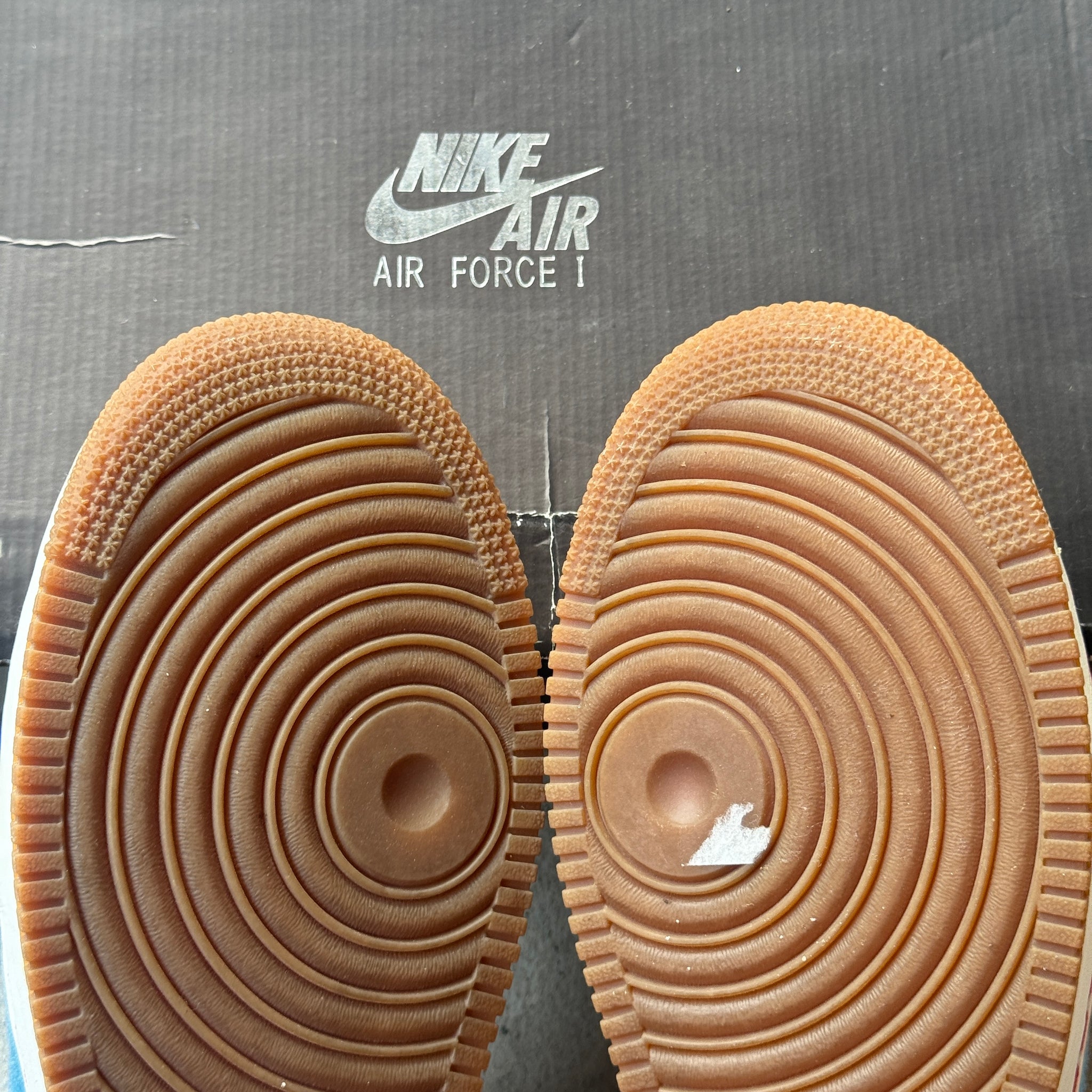 11 US - NIKE AIR FORCE 1 BRONX "5 BOROUGHS PACK" W BOX 2010