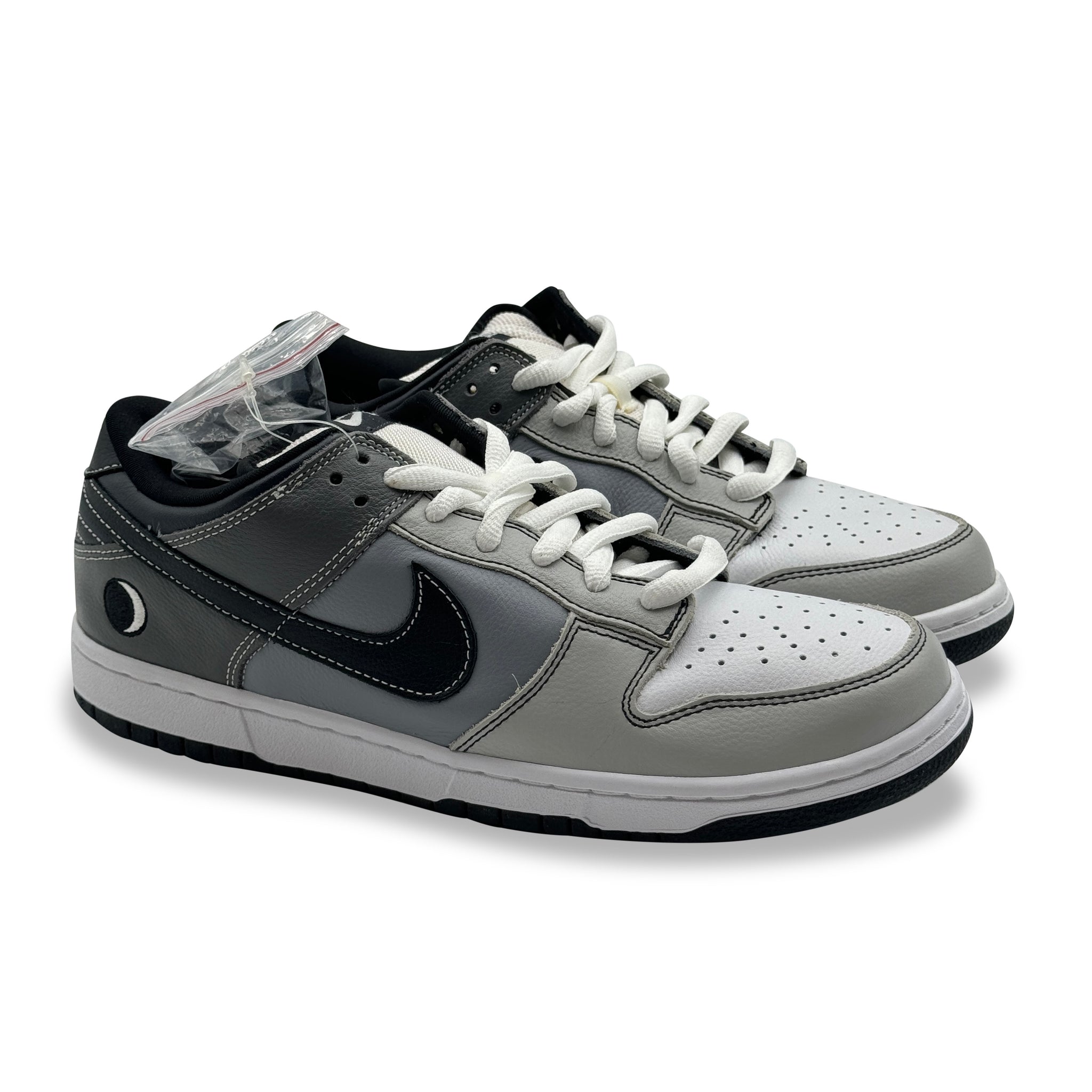 10 US - DS NIKE SB DUNK LOW LUNAR ECLIPSE "WEST" W BOX 2006