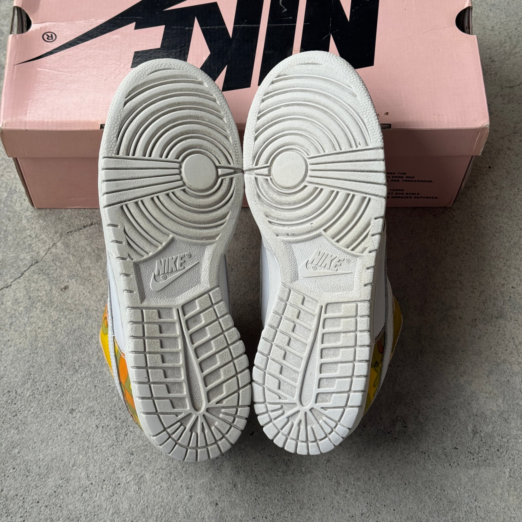 10.5 US - NIKE SB DUNK LOW DE LA SOUL W BOX 2005