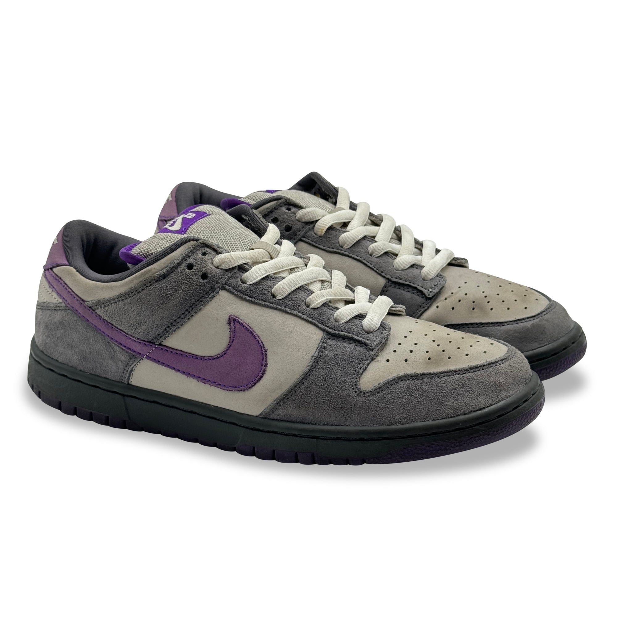 10.5 US - NIKE SB DUNK LOW PURPLE PIGEON W BOX 2006