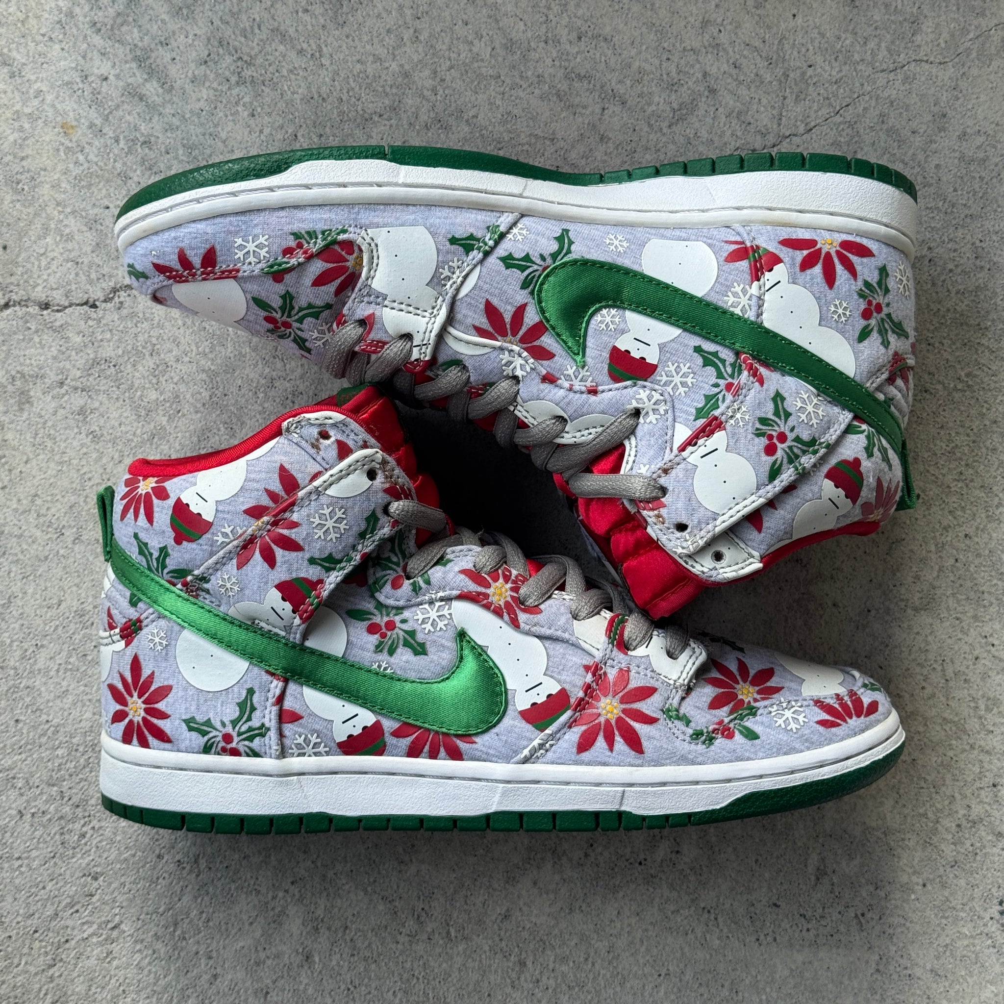8.5 US - NIKE SB DUNK HIGH CONCEPTS UGLY CHRISTMAS SWEATER 2013