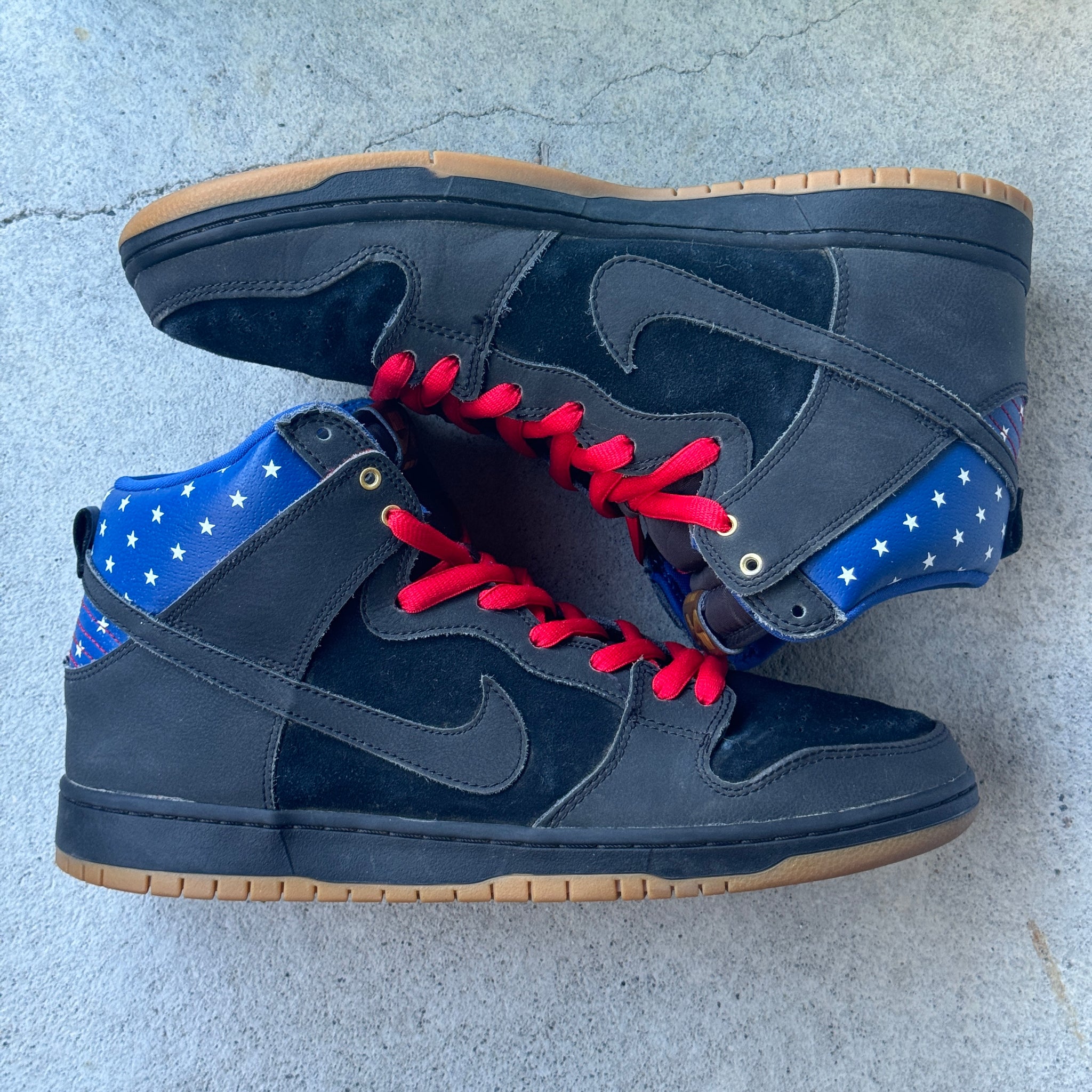 12 US - NIKE SB DUNK HIGH CAPTAIN AMERICA W BOX 2014