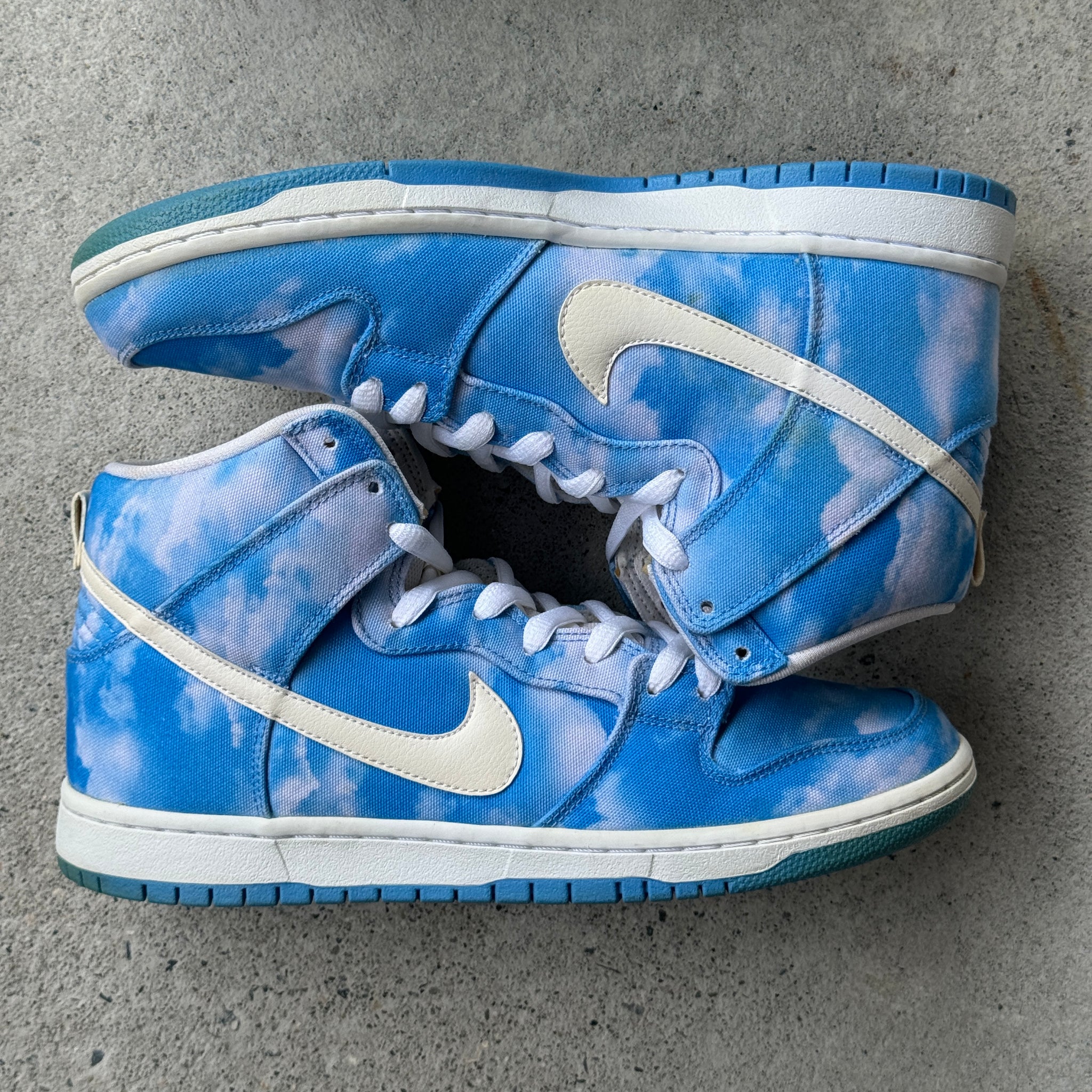 9 US - NIKE SB DUNK HIGH CLOUD W BOX 2015